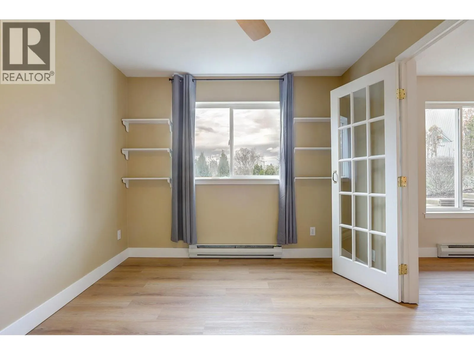 505 Browne Road Unit# 103