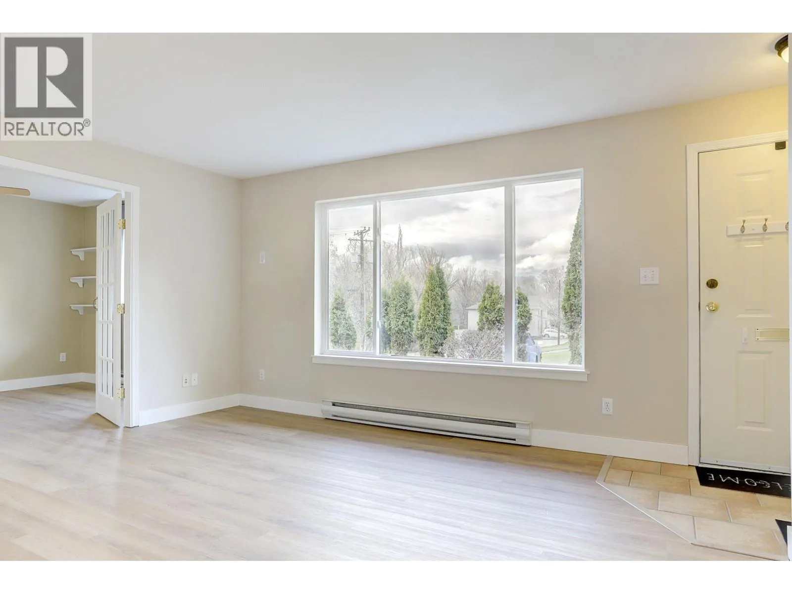 505 Browne Road Unit# 103