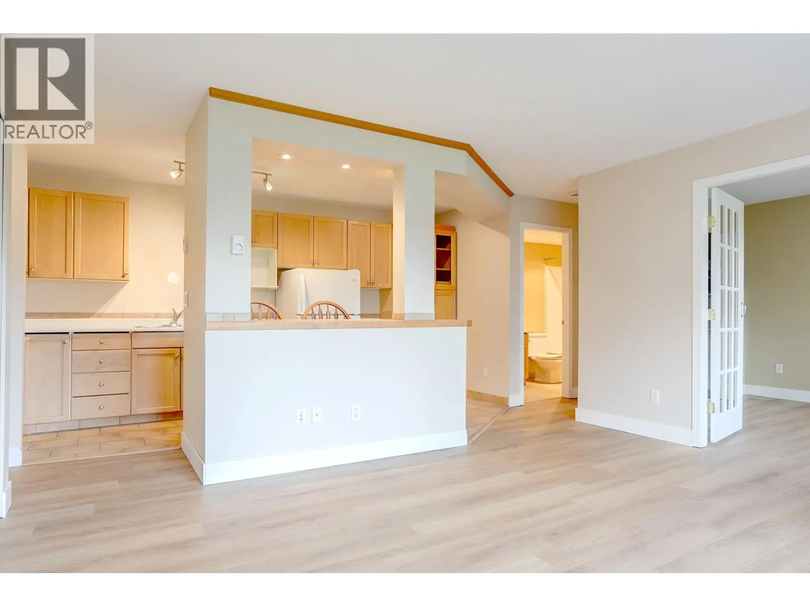 505 Browne Road Unit# 103