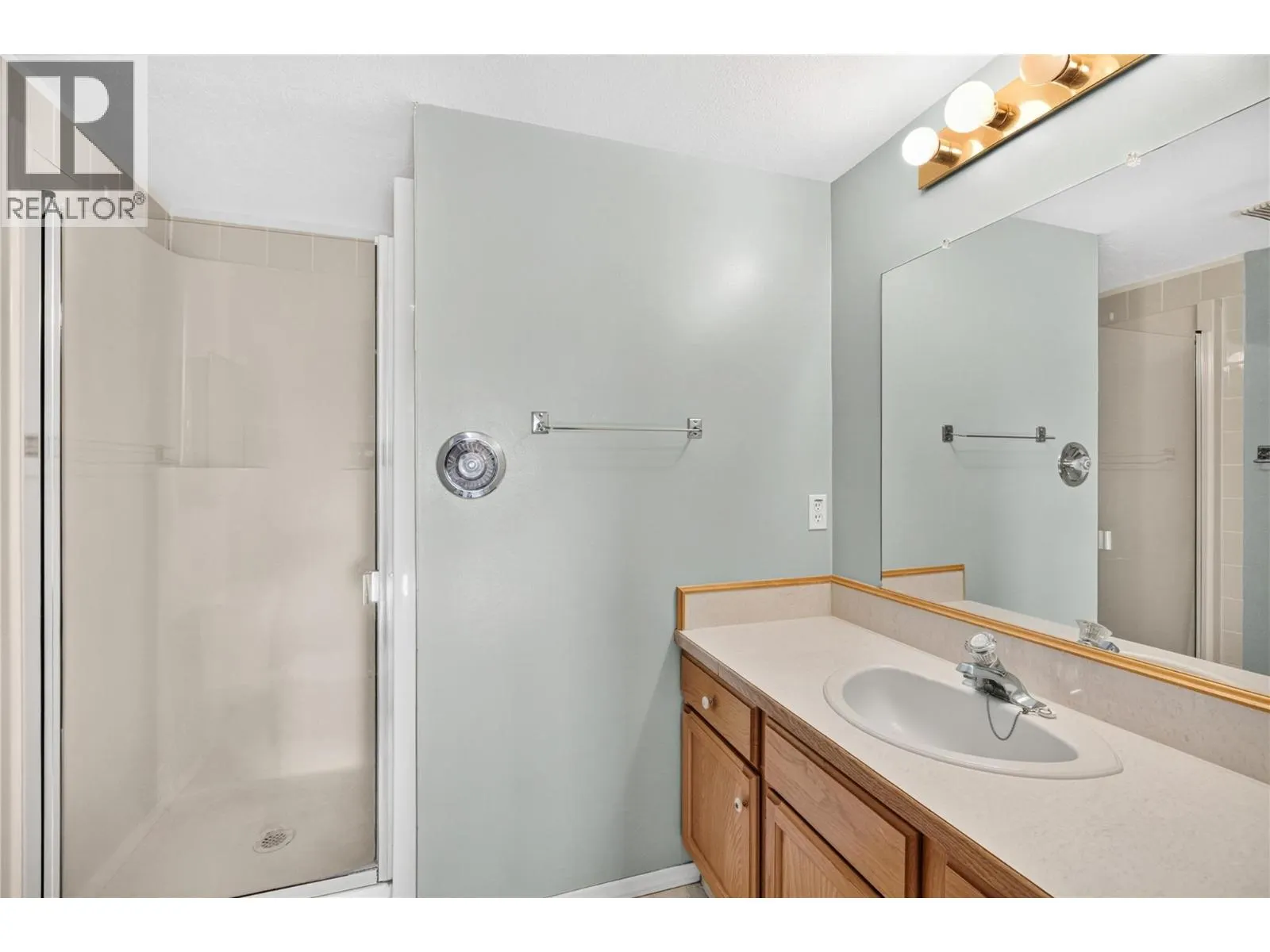 133 Winnipeg Street Unit# 204