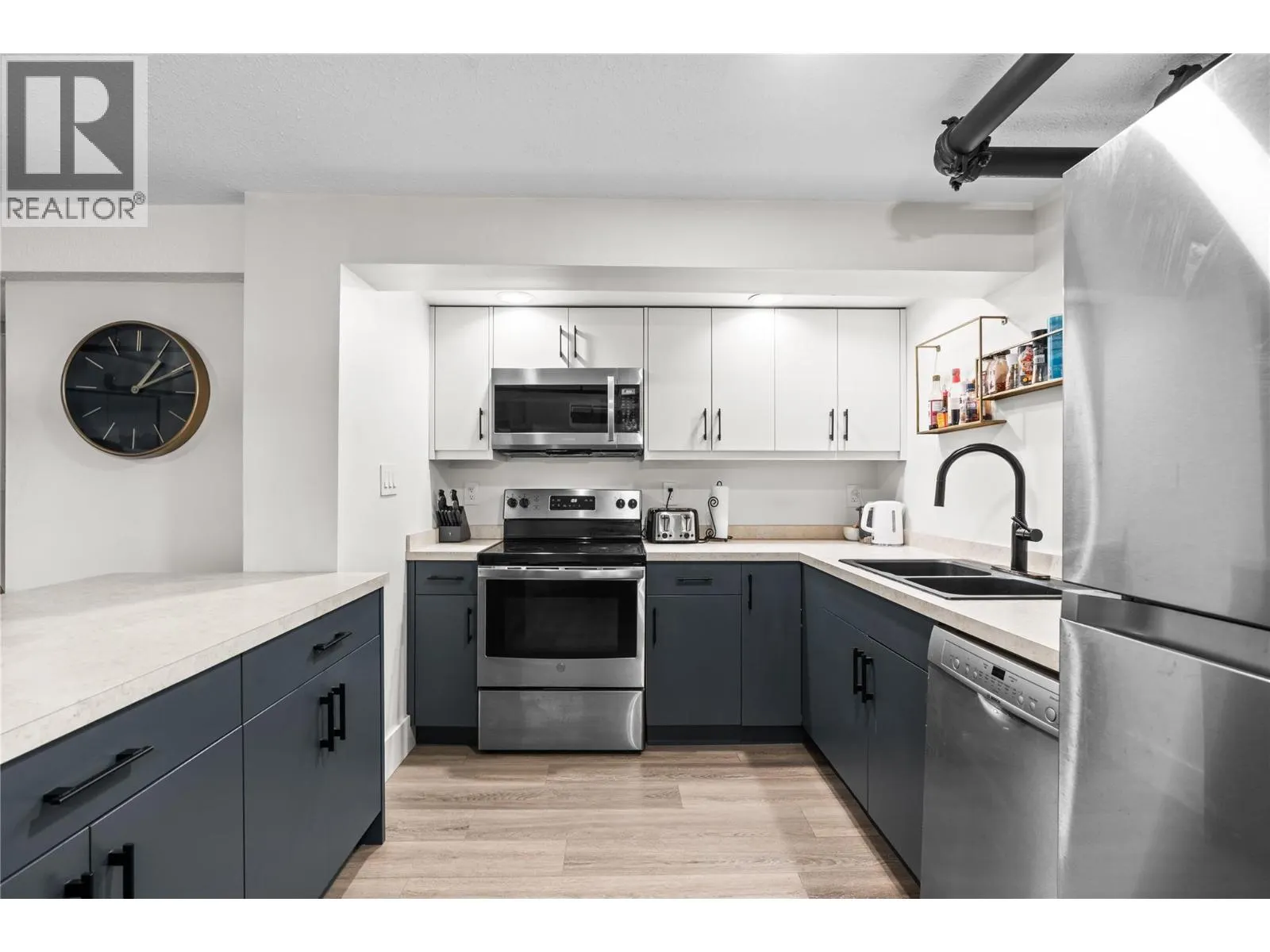 9885 Pinnacles Road Unit# 102