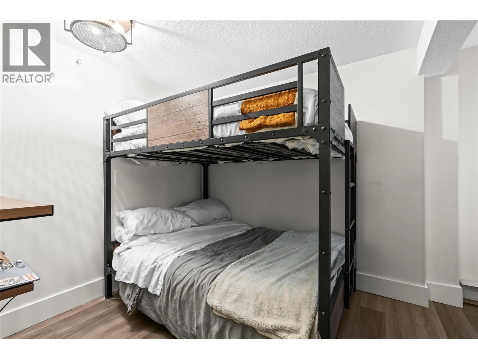 9885 Pinnacles Road Unit# 102