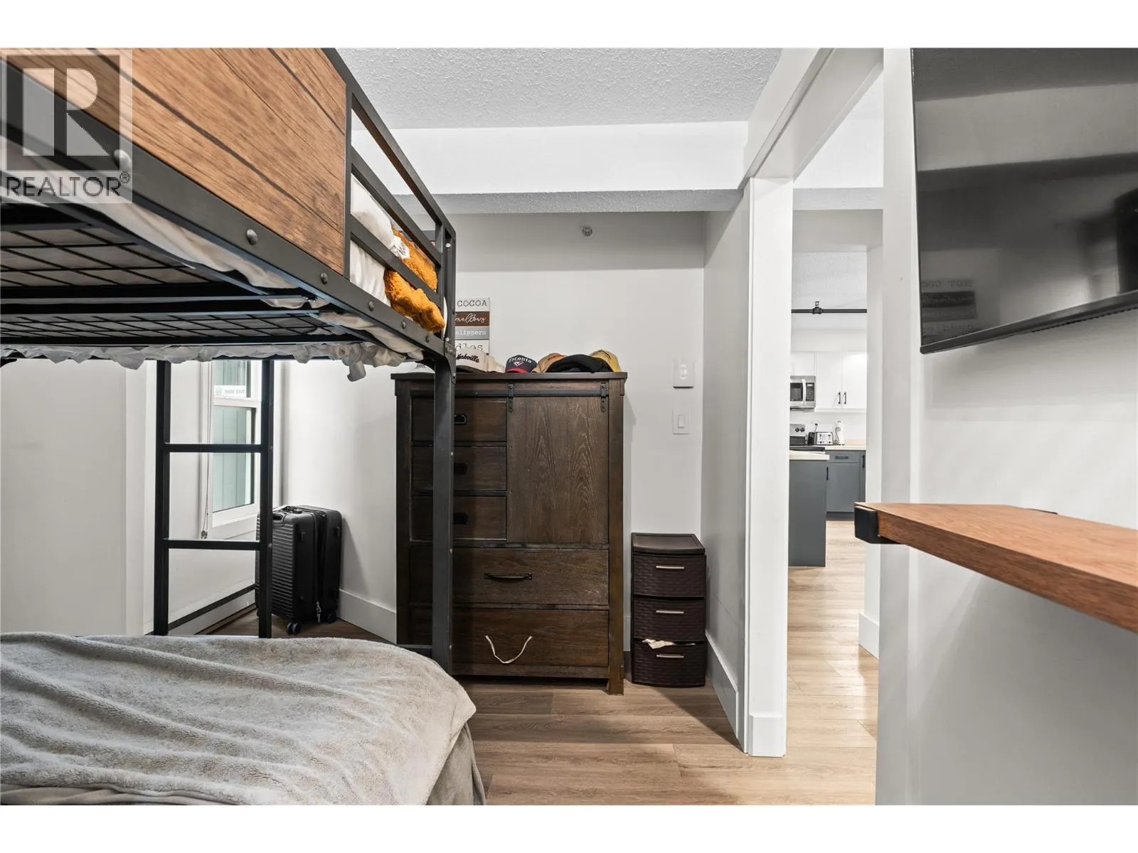 9885 Pinnacles Road Unit# 102
