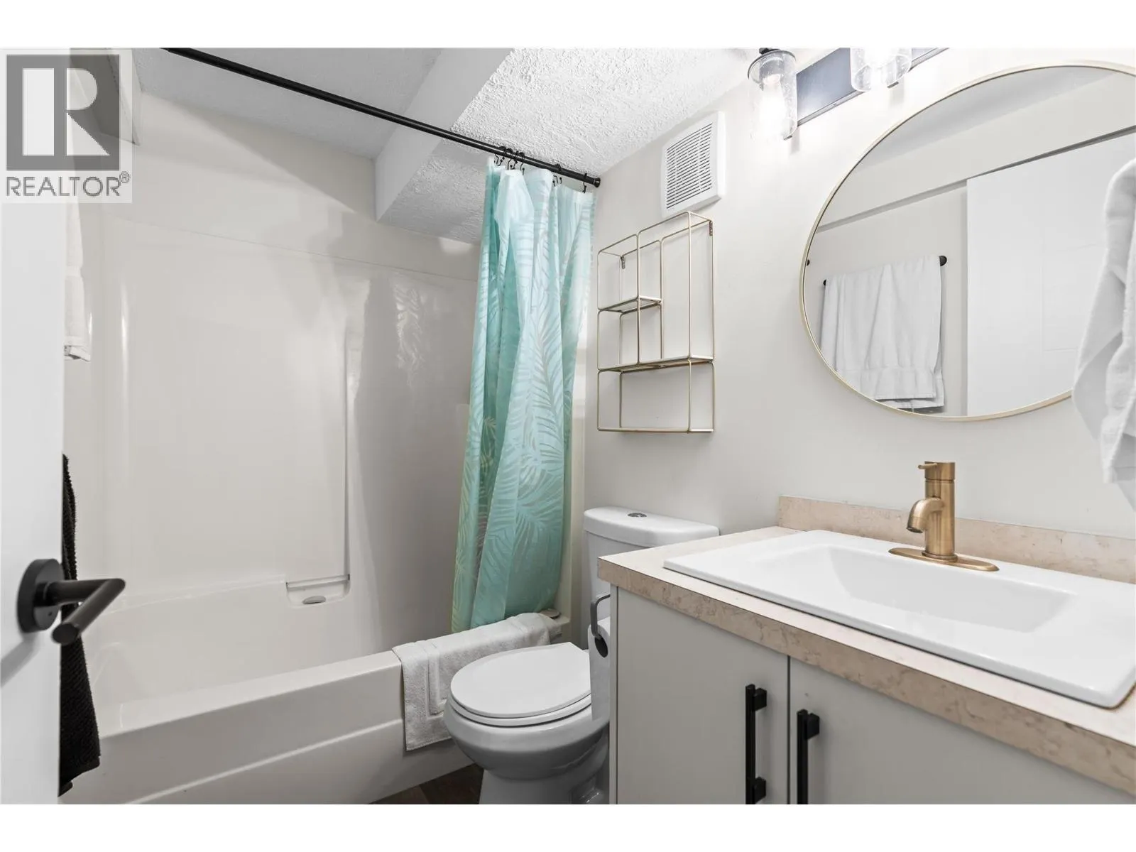 9885 Pinnacles Road Unit# 102