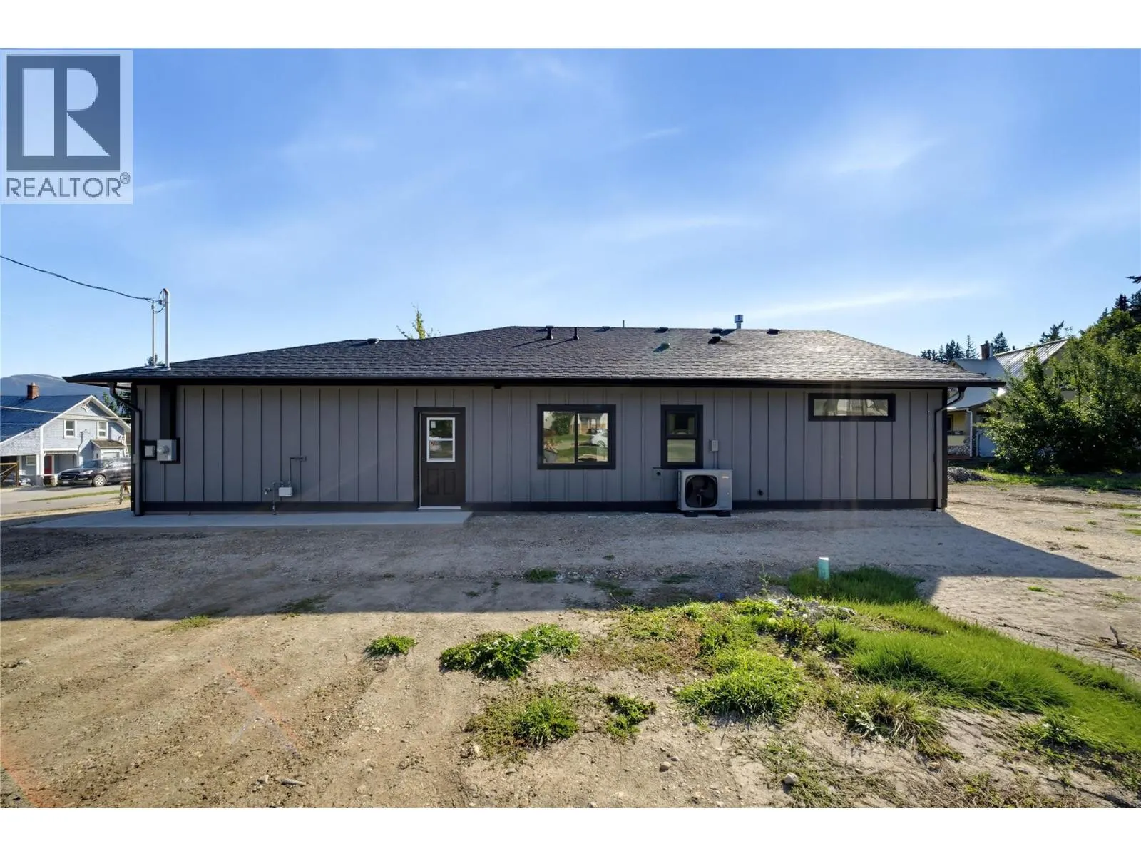 186 Salmon Arm Drive