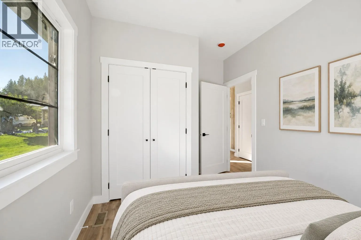 186 Salmon Arm Drive