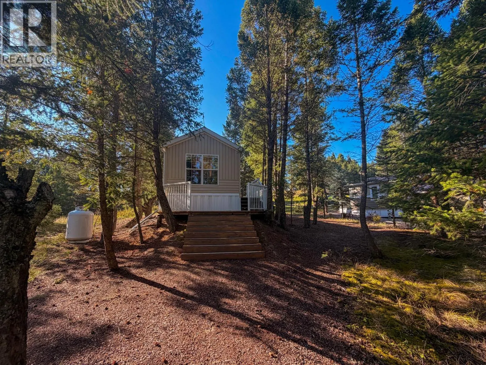 4906 LYNX Drive