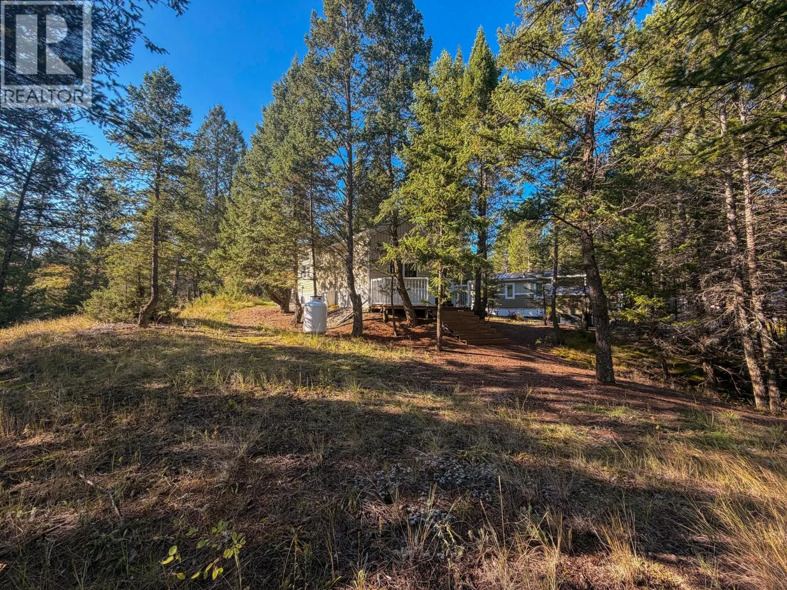 4906 LYNX Drive