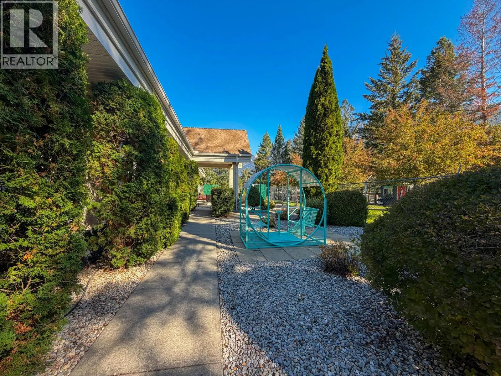 4906 LYNX Drive