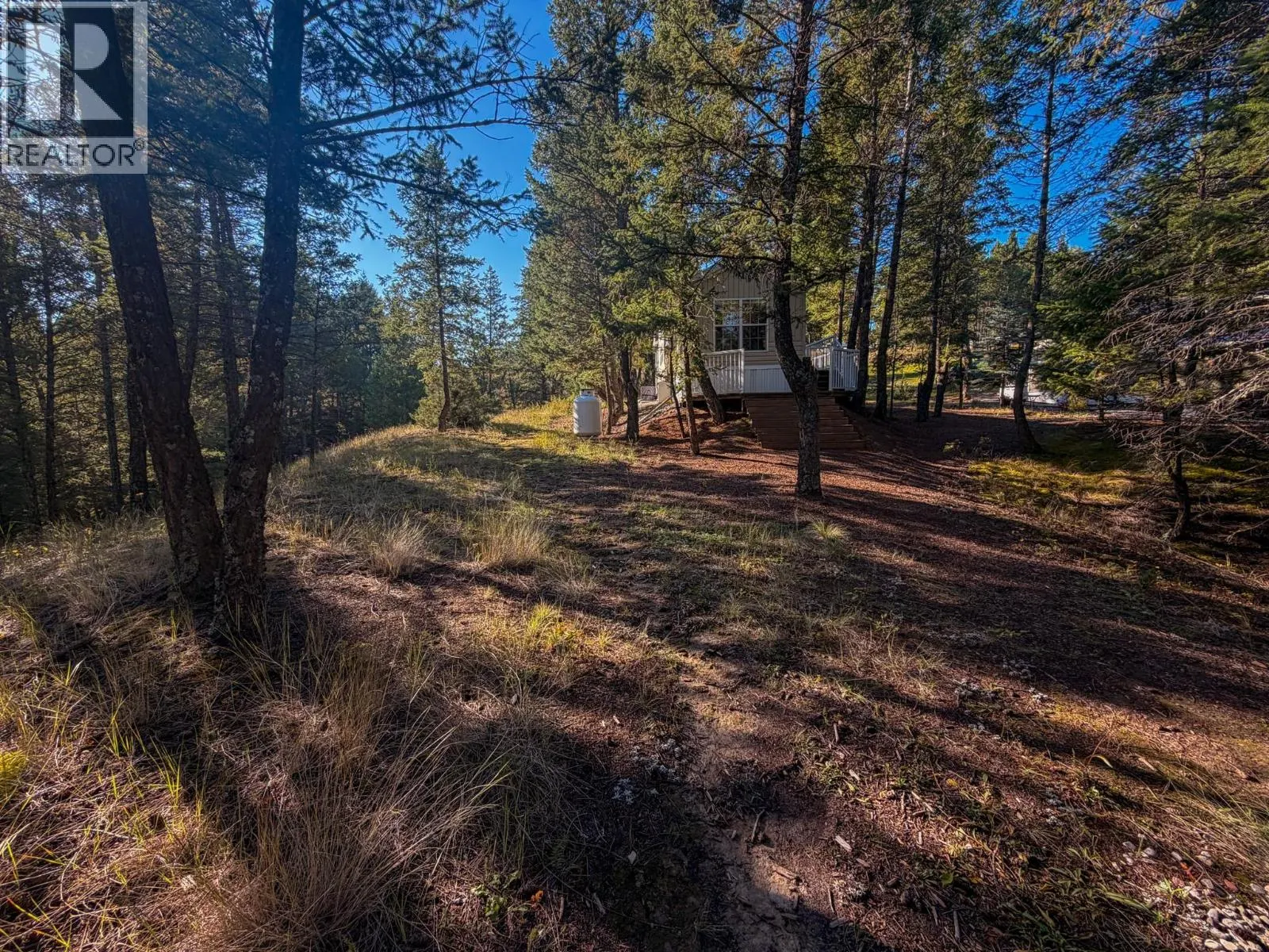 4906 LYNX Drive