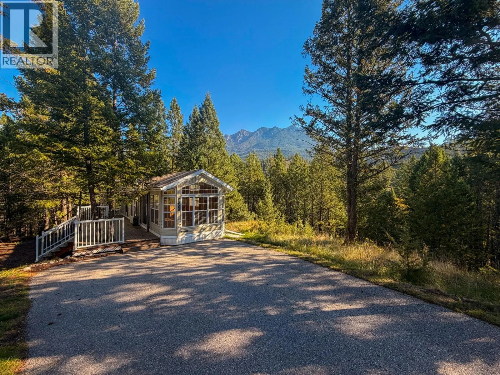 4906 LYNX Drive