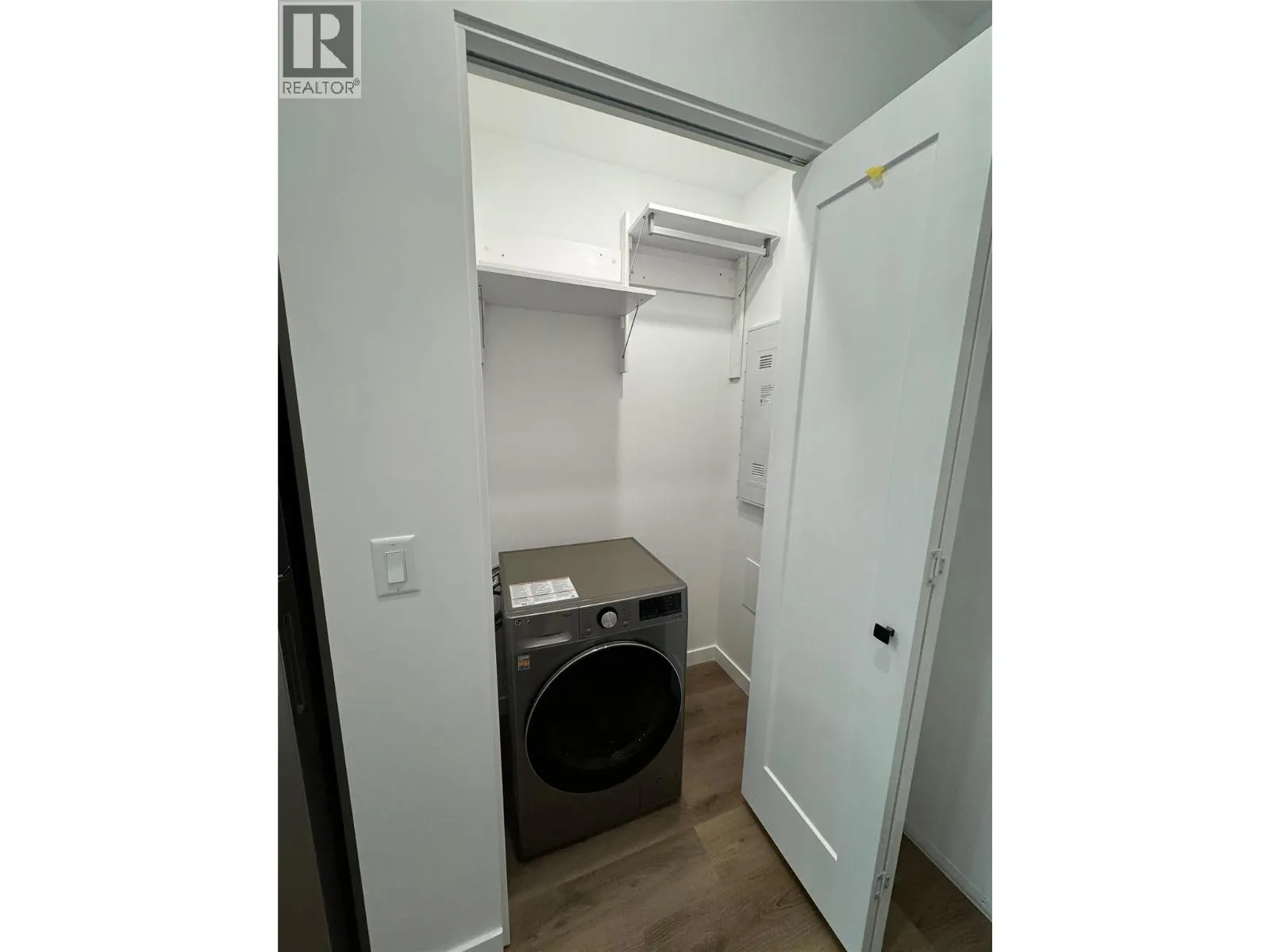1274 Devonshire Avenue Unit# 445