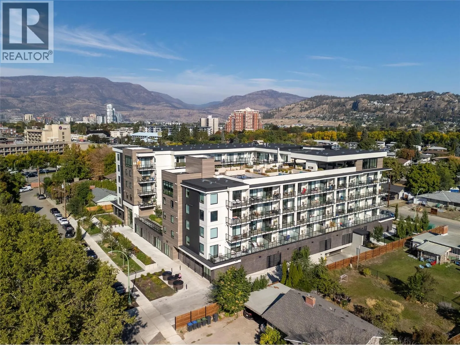 1274 Devonshire Avenue Unit# 445