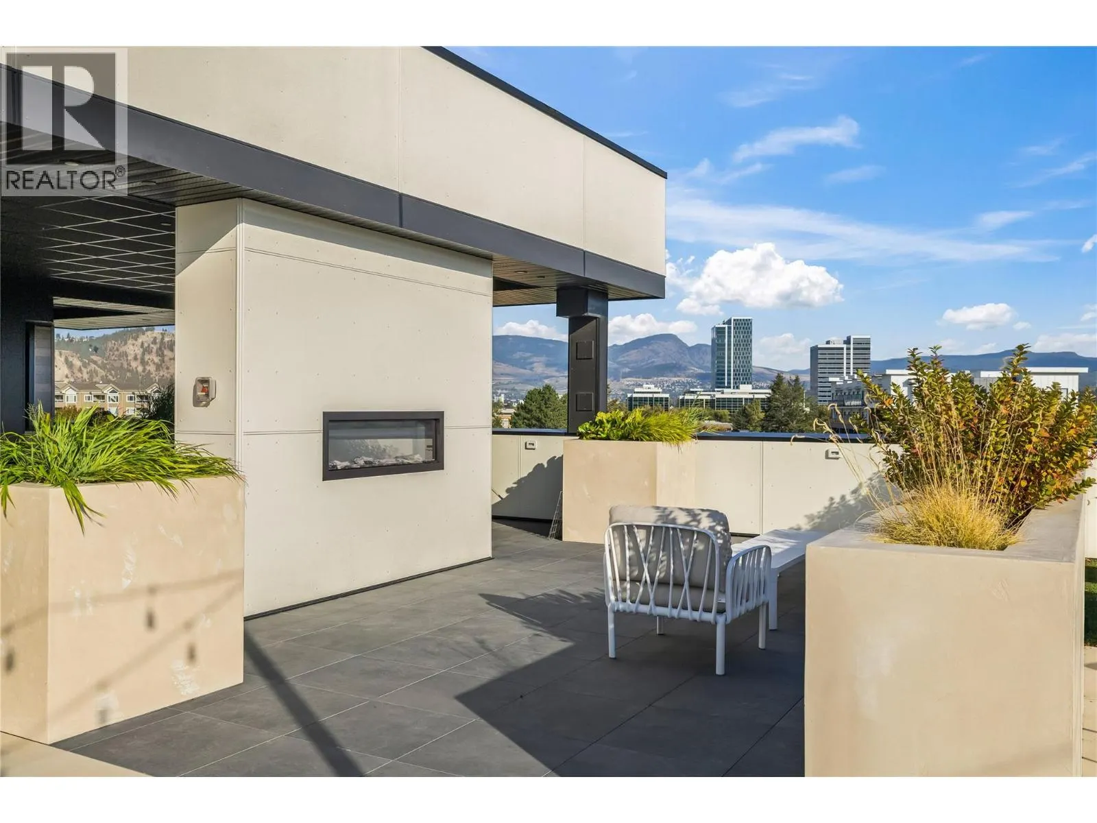 1274 Devonshire Avenue Unit# 445