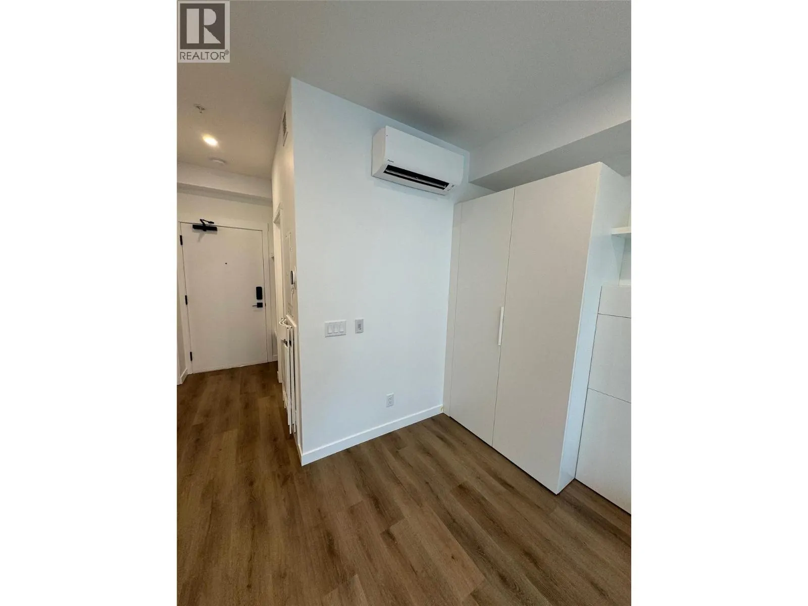 1274 Devonshire Avenue Unit# 445