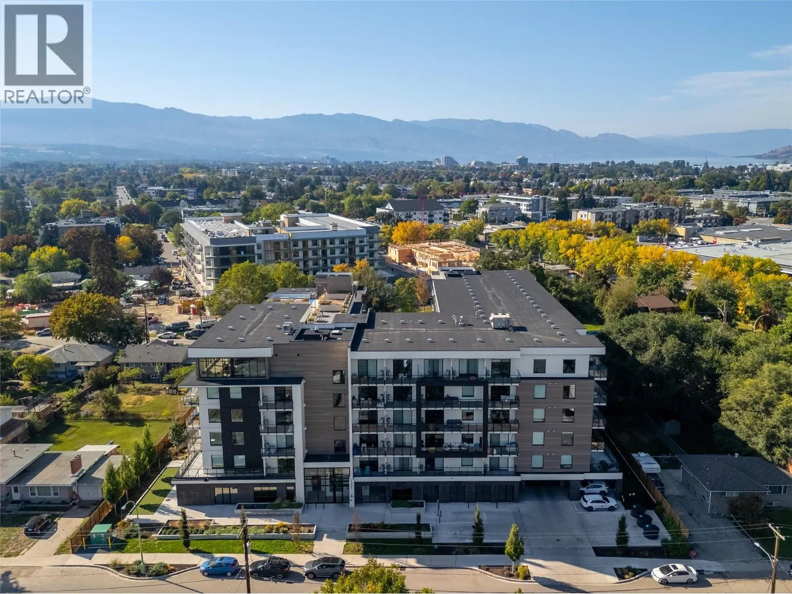 1274 Devonshire Avenue Unit# 445