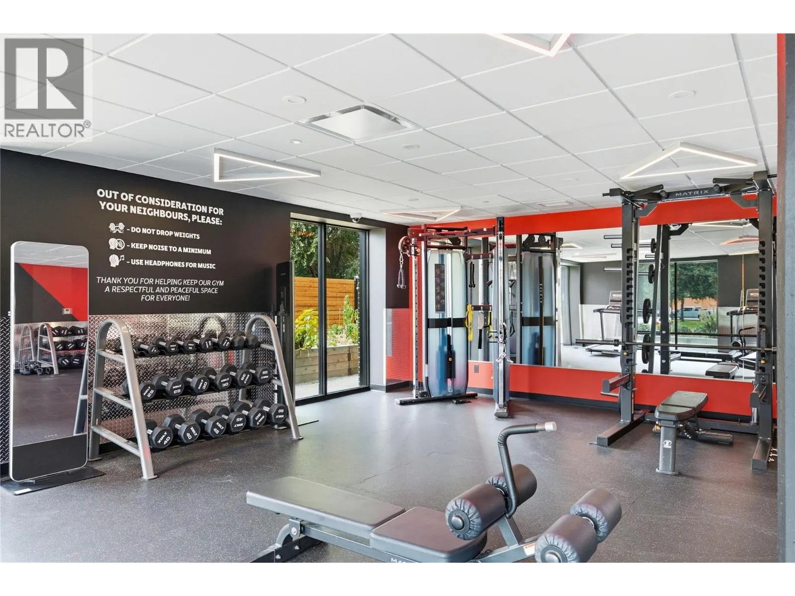 1274 Devonshire Avenue Unit# 445