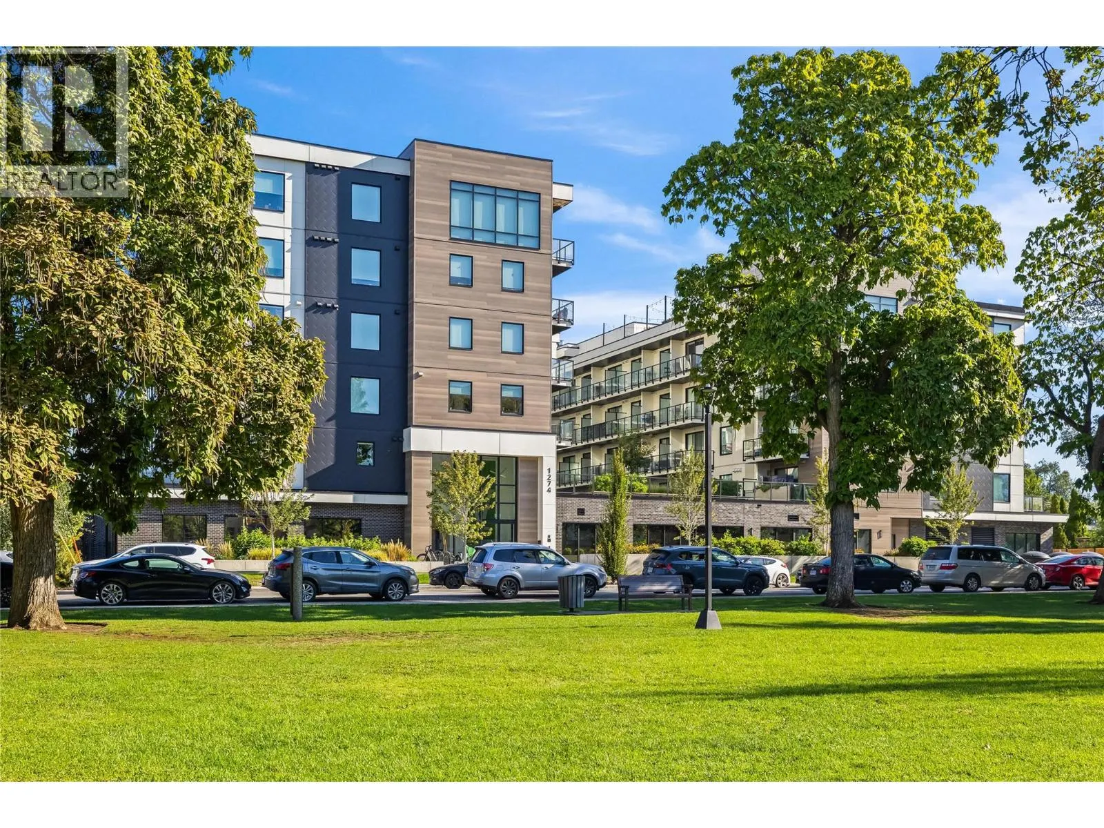 1274 Devonshire Avenue Unit# 445