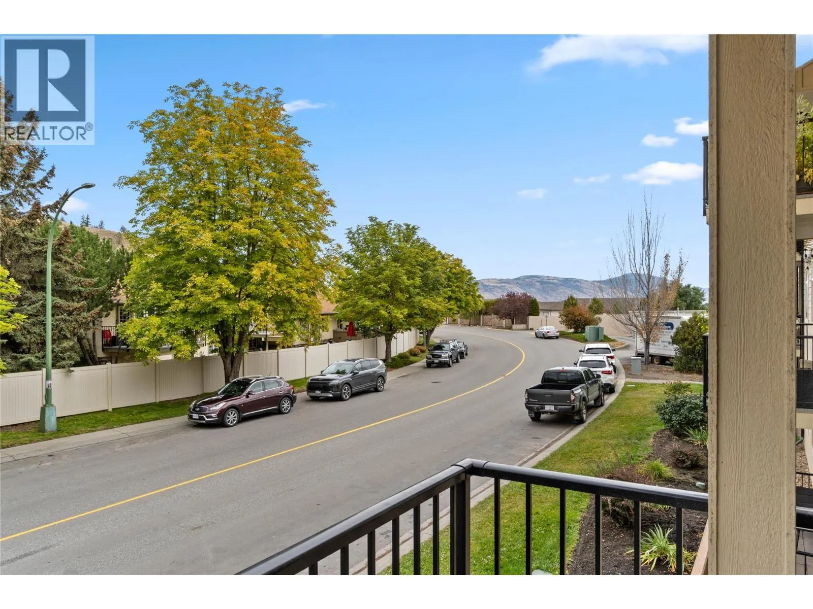 1390 HILLSIDE Drive Unit# 207