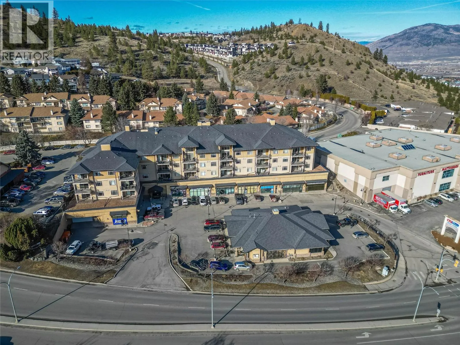 1390 HILLSIDE Drive Unit# 207