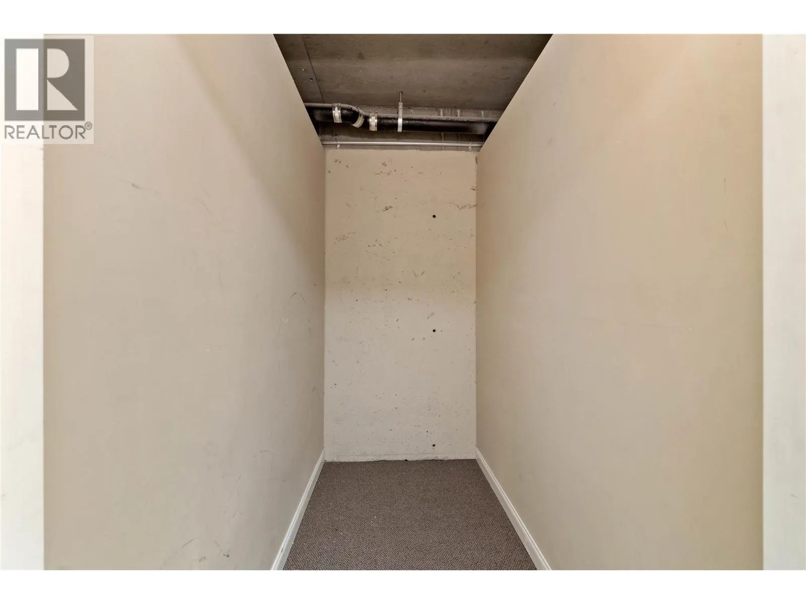 1390 HILLSIDE Drive Unit# 207