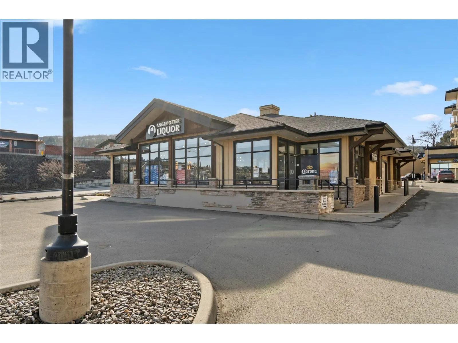 1390 HILLSIDE Drive Unit# 207