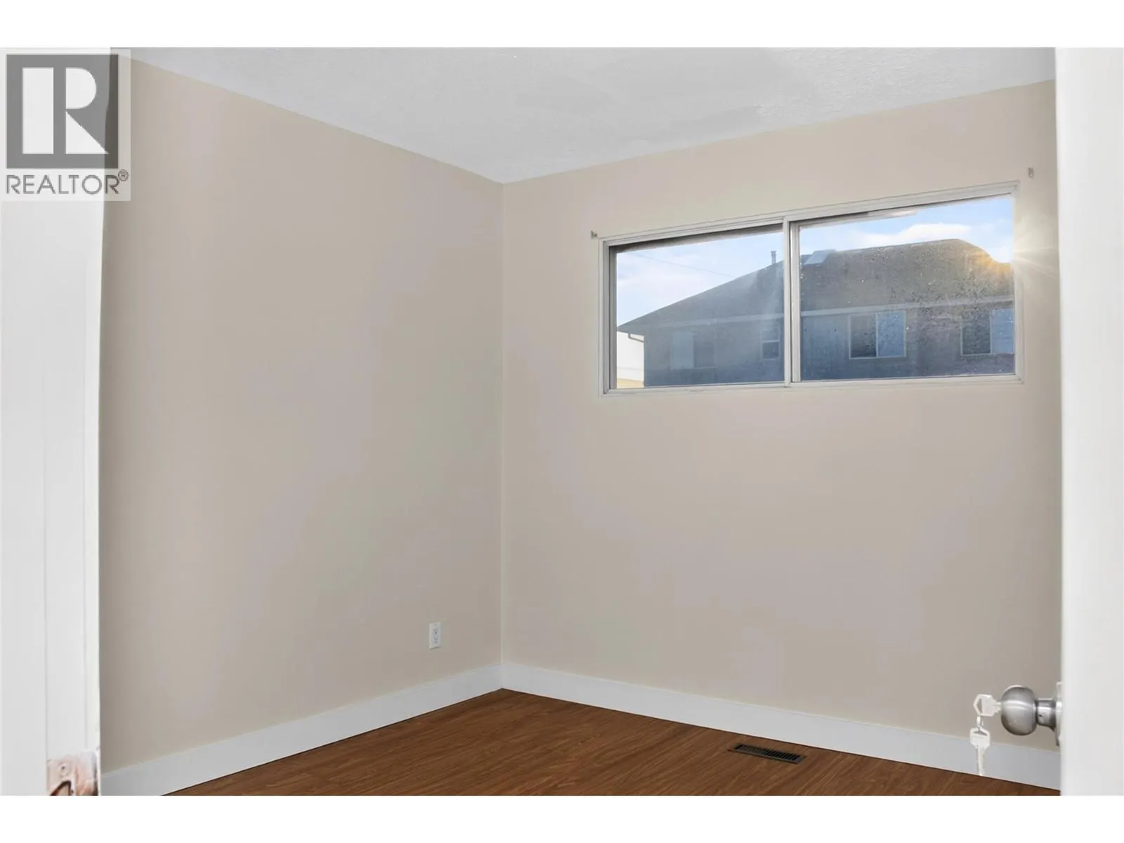 800 VALHALLA Drive Unit# 100