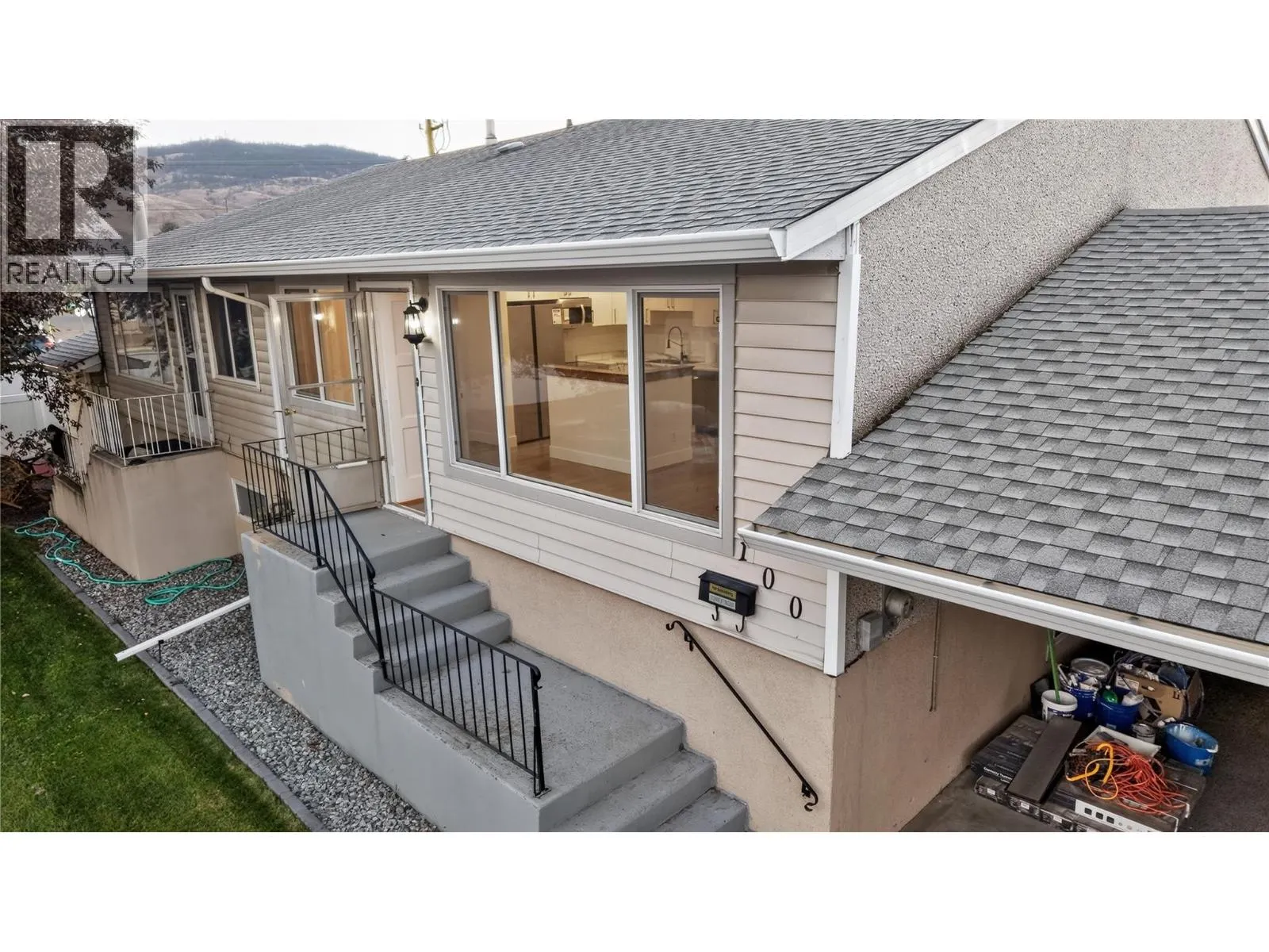 800 VALHALLA Drive Unit# 100