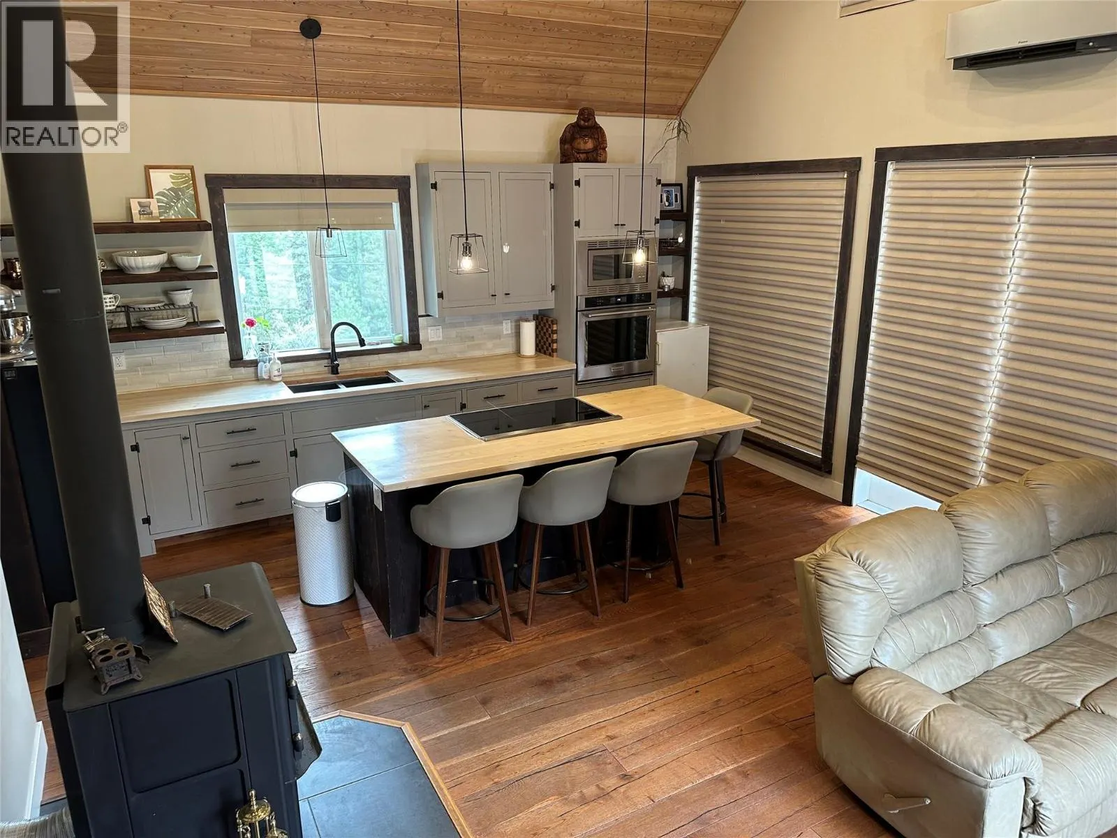 3655 McLean Creek Road