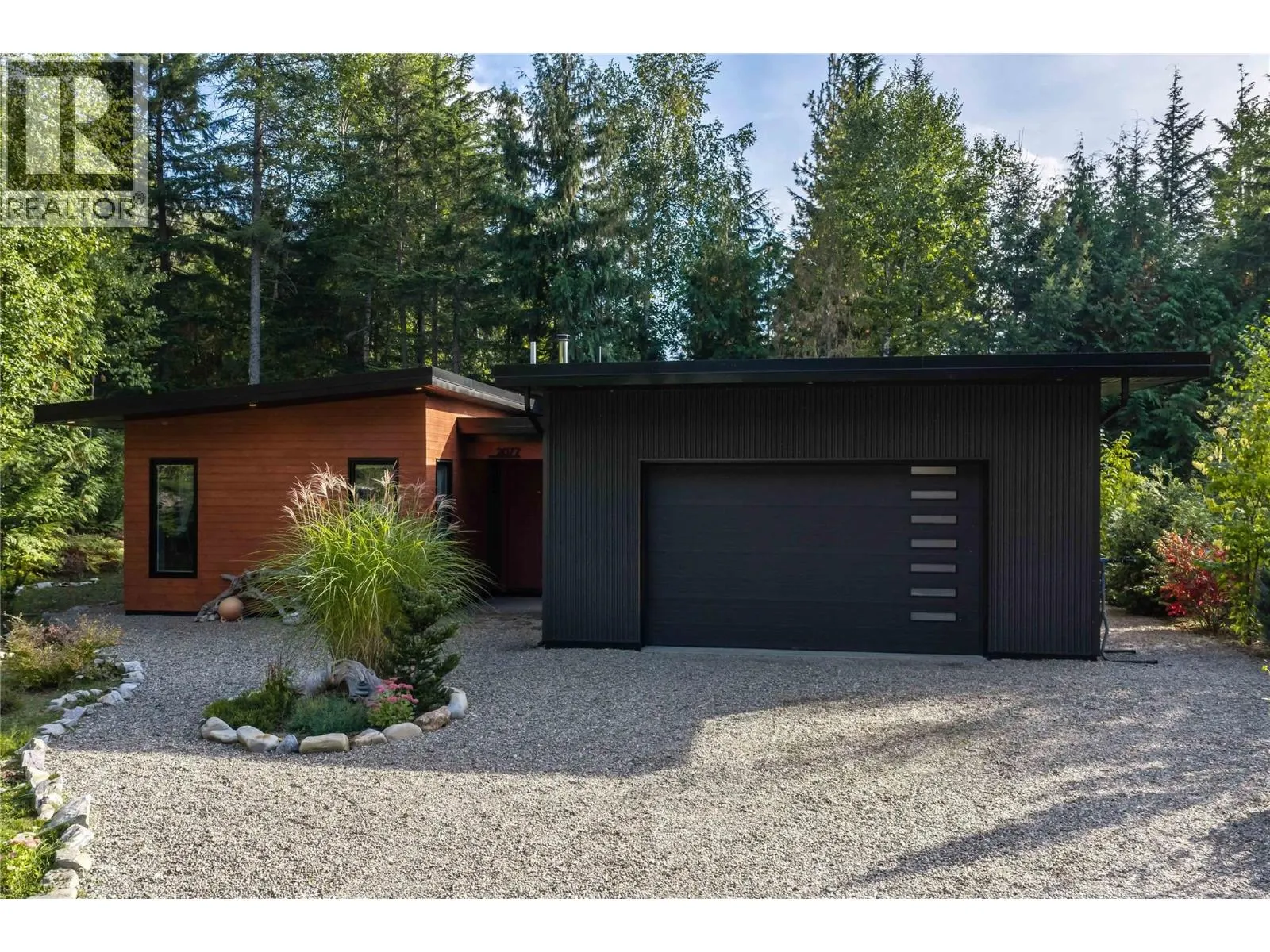 2077 Uplands Road