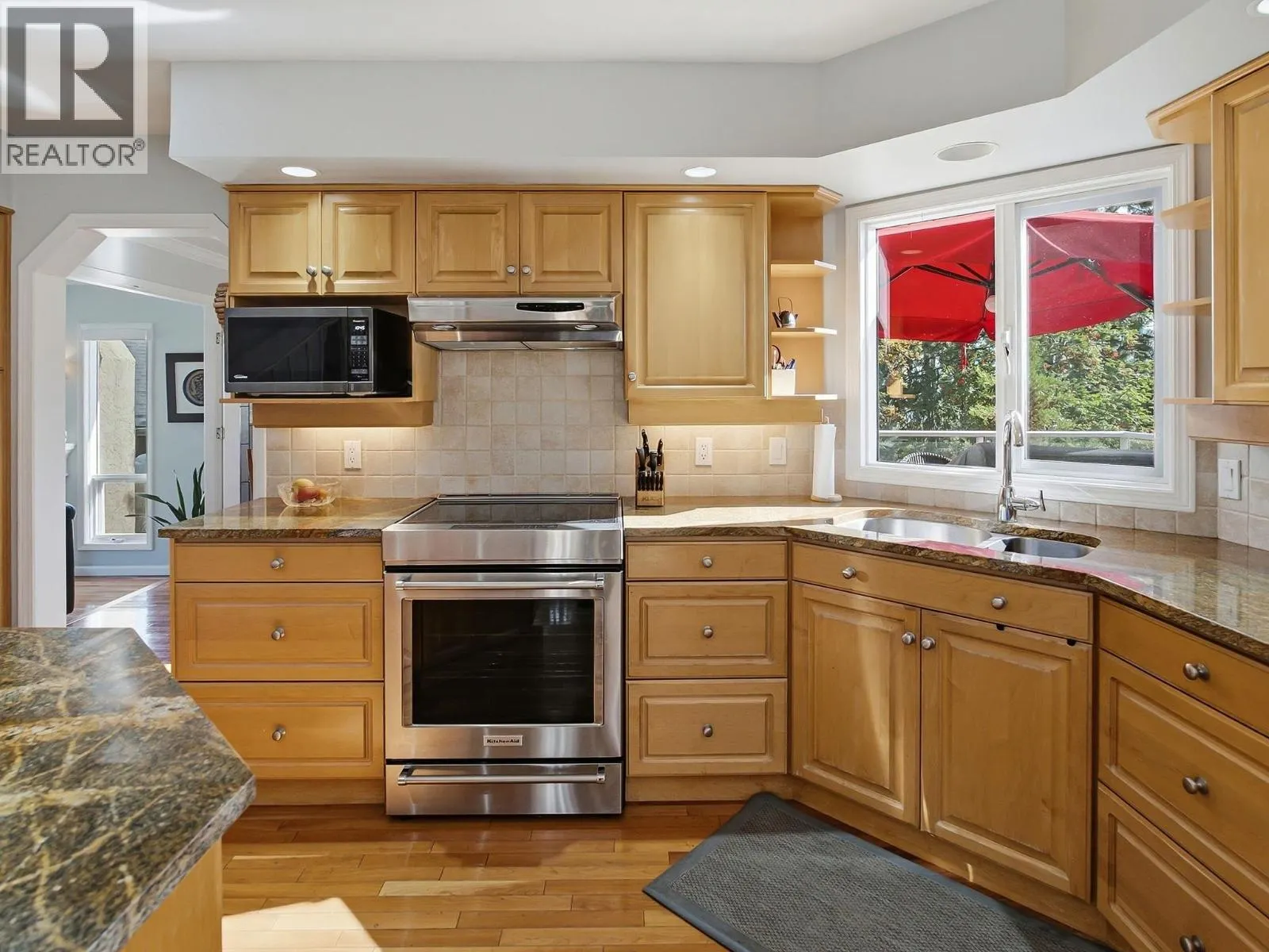 764 Cassiar Place