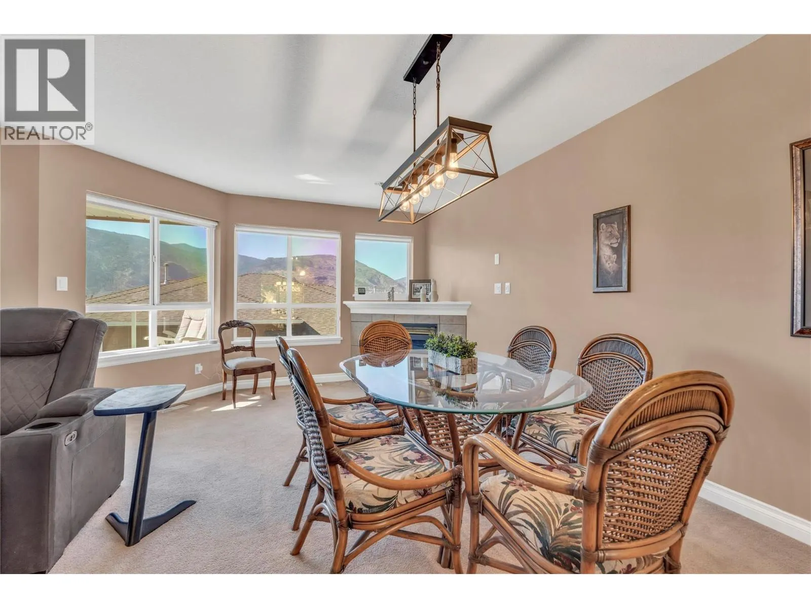 3948 Finnerty Road Unit# 175