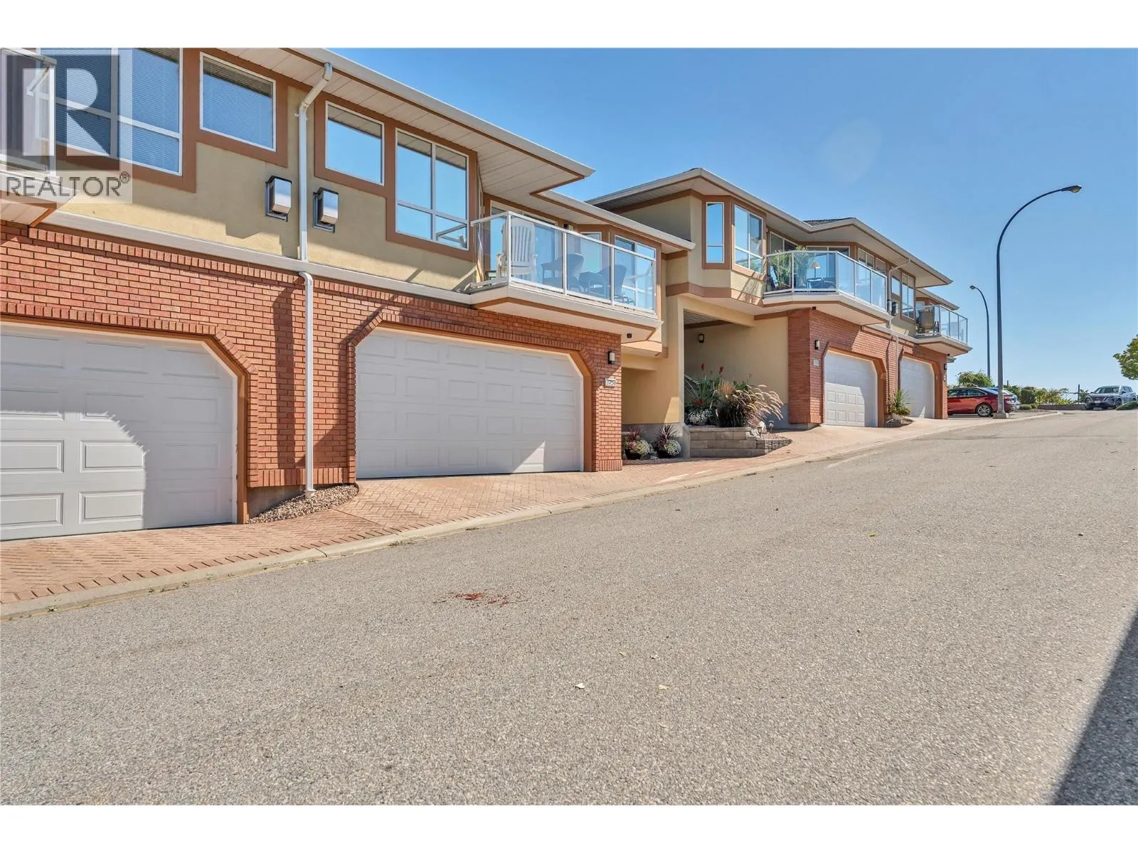 3948 Finnerty Road Unit# 175