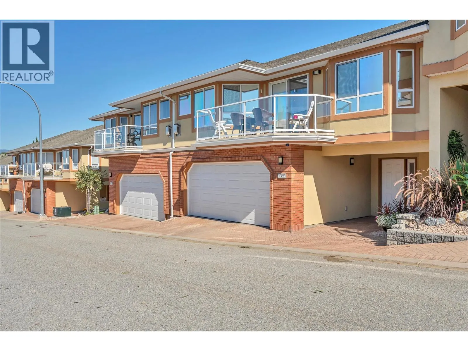 3948 Finnerty Road Unit# 175