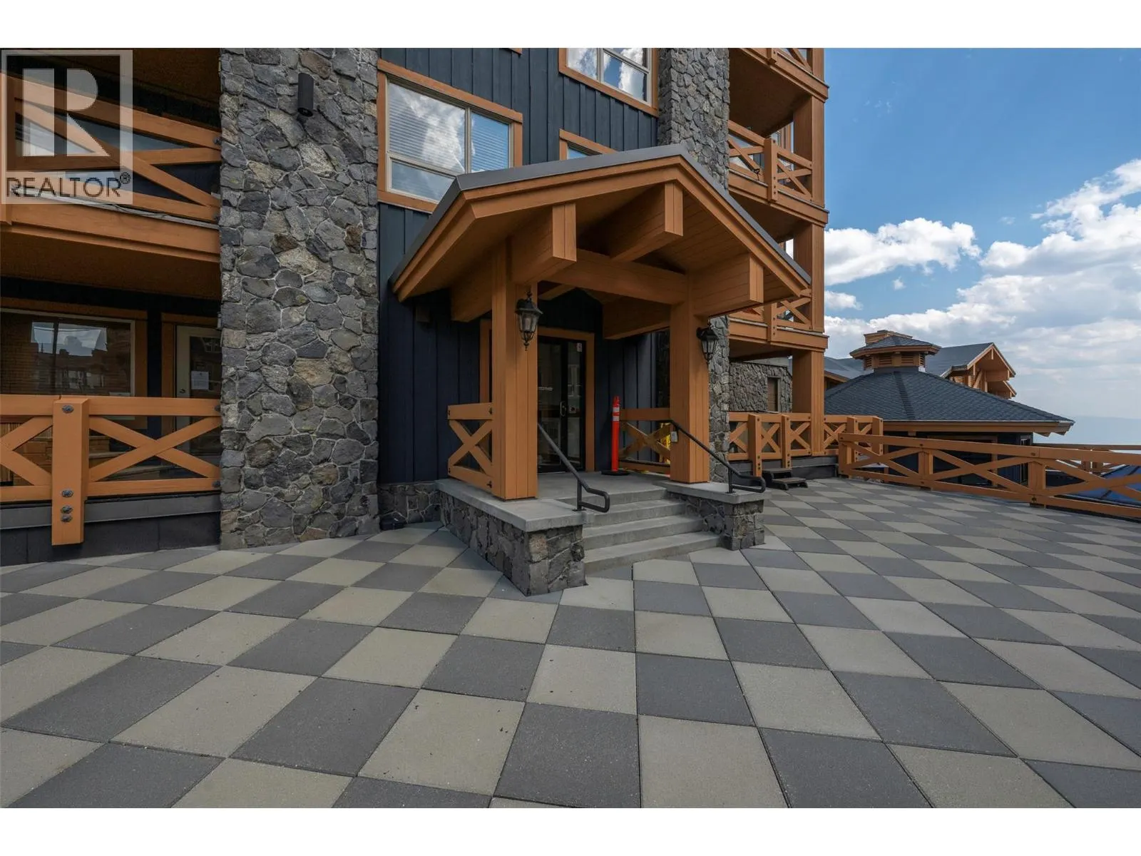 5300 Big White Road Unit# 105