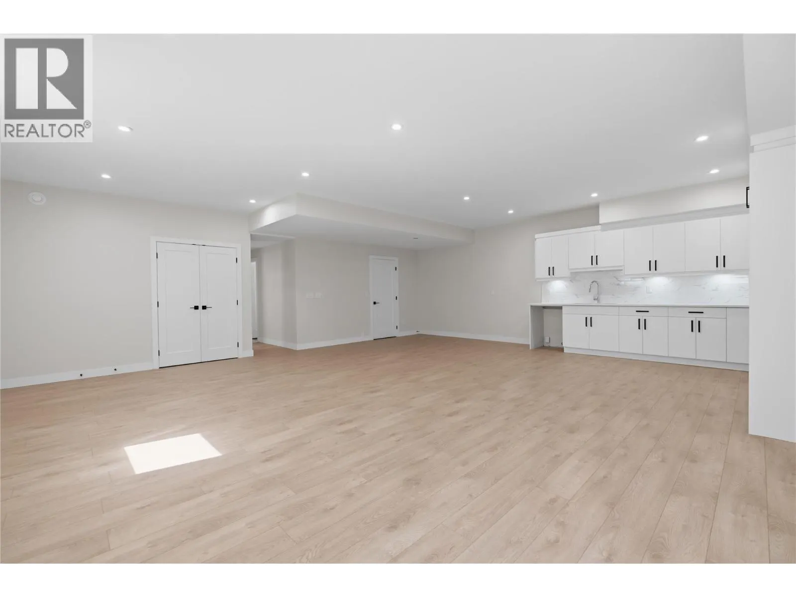 258 Summer Wood Drive
