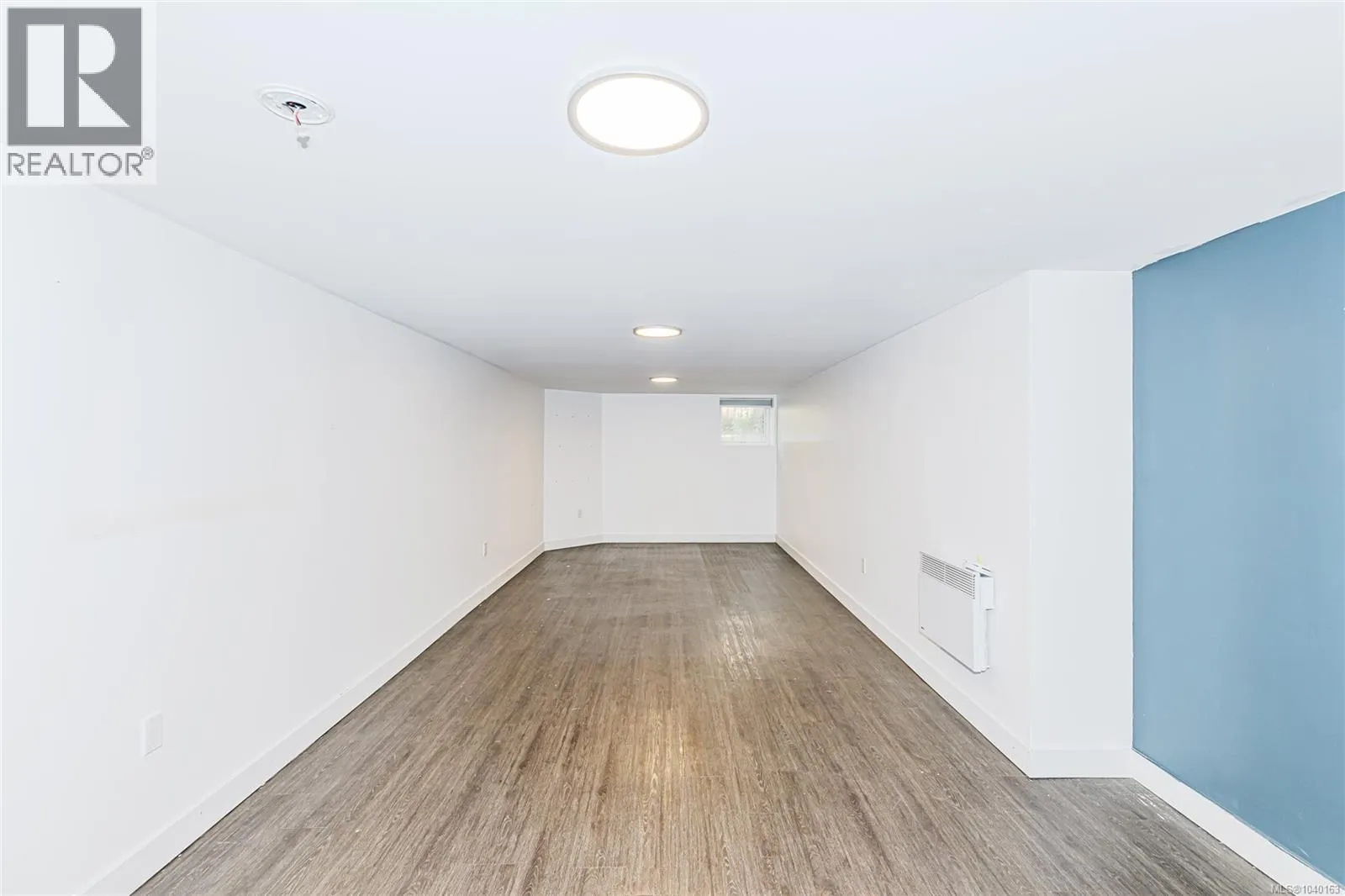 585 Baker St