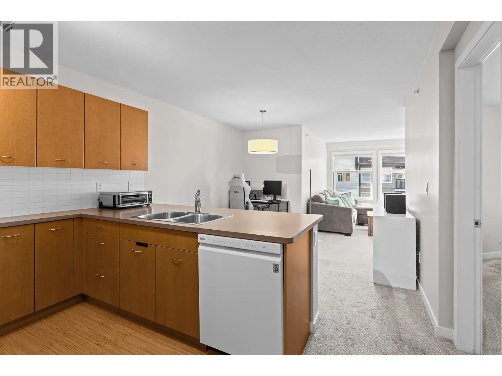 533 Yates Road Unit# 411