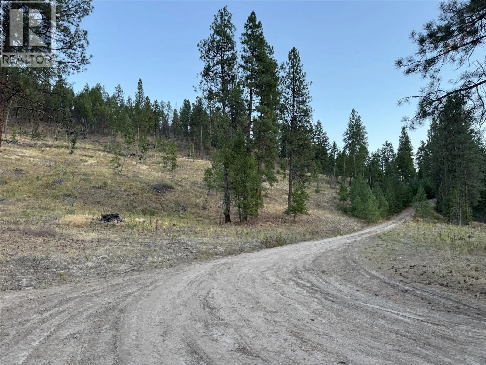 DL 1402S Kettle River E Road
