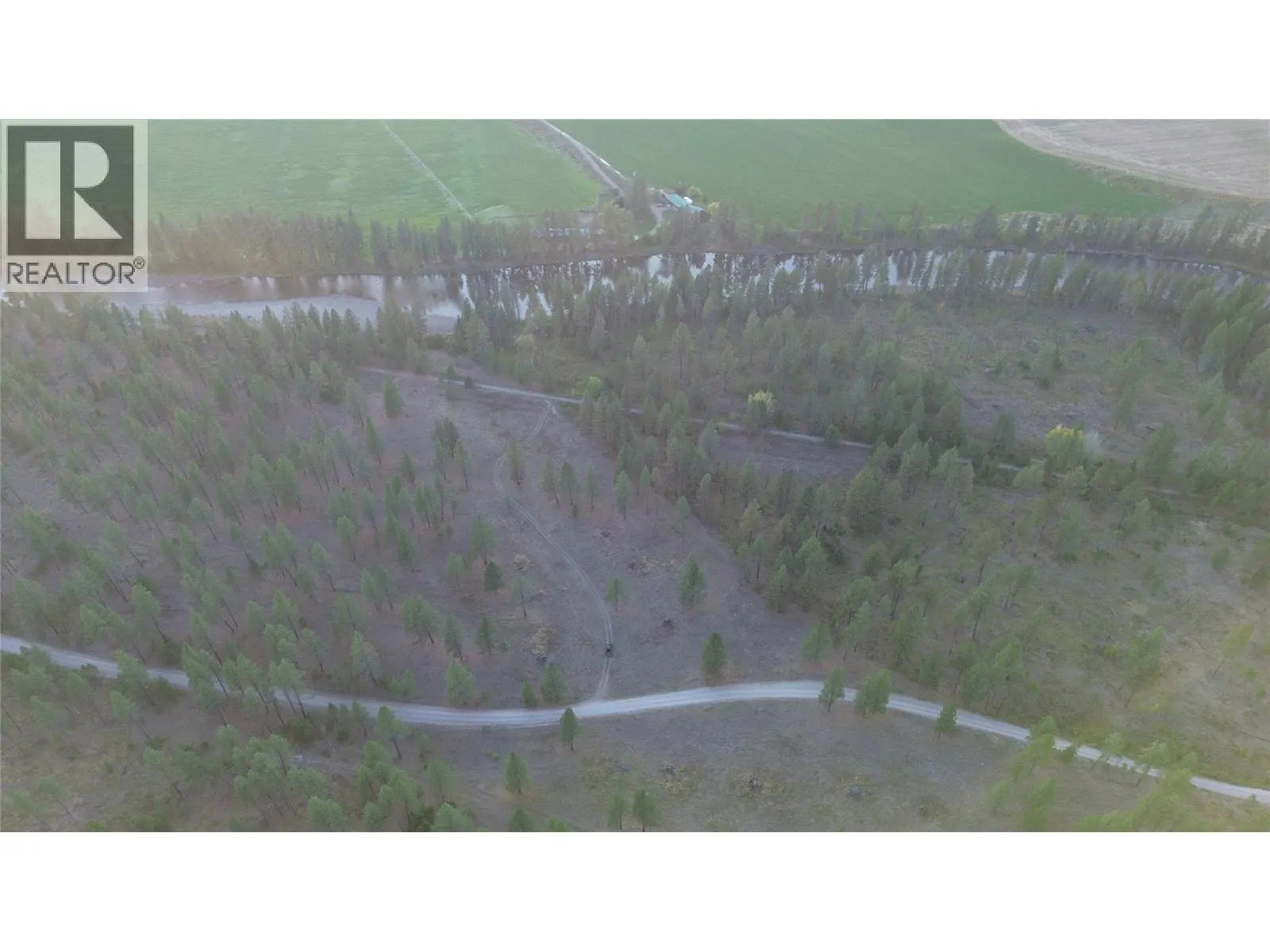DL 1402S Kettle River E Road