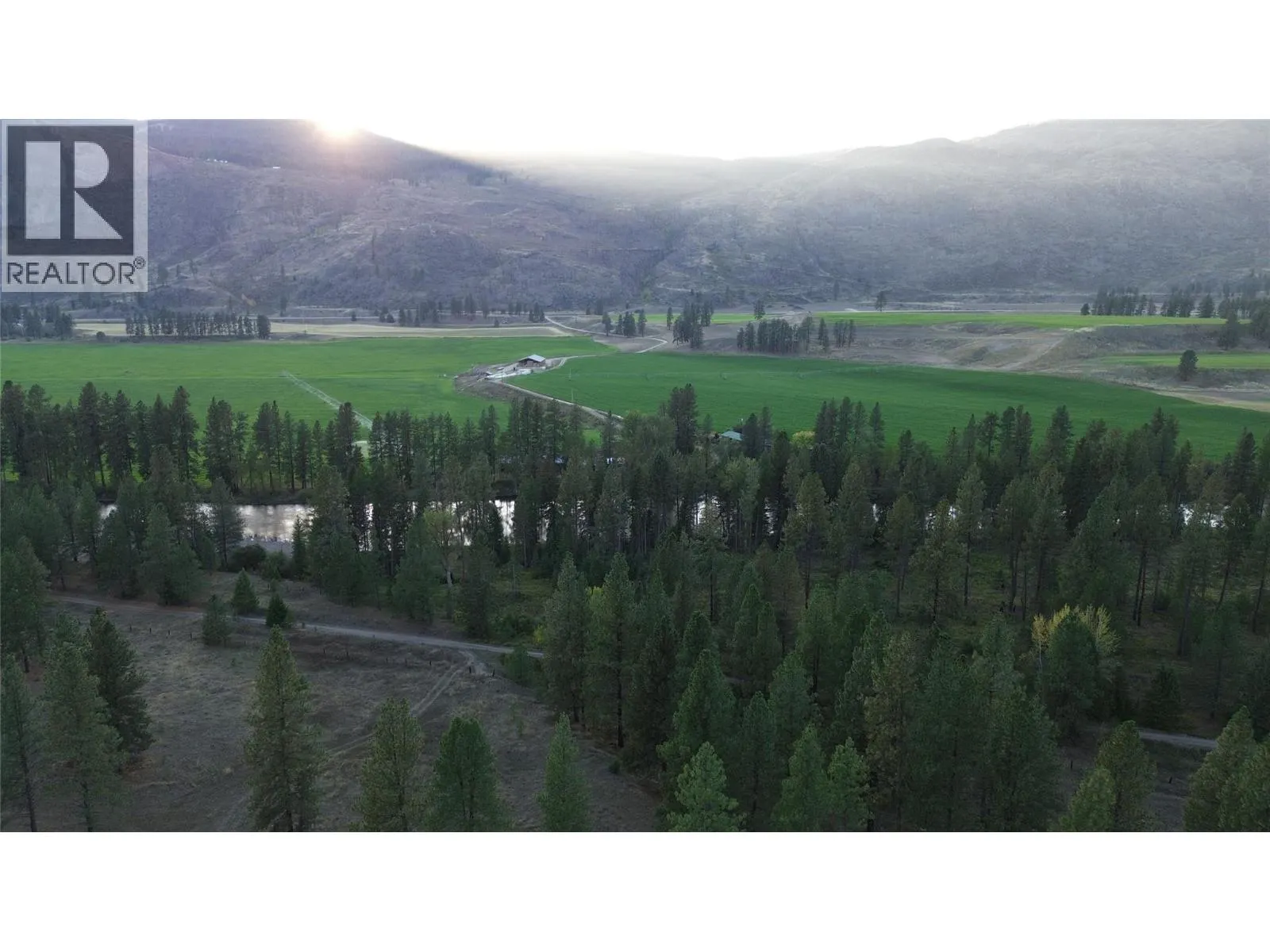 DL 1402S Kettle River E Road