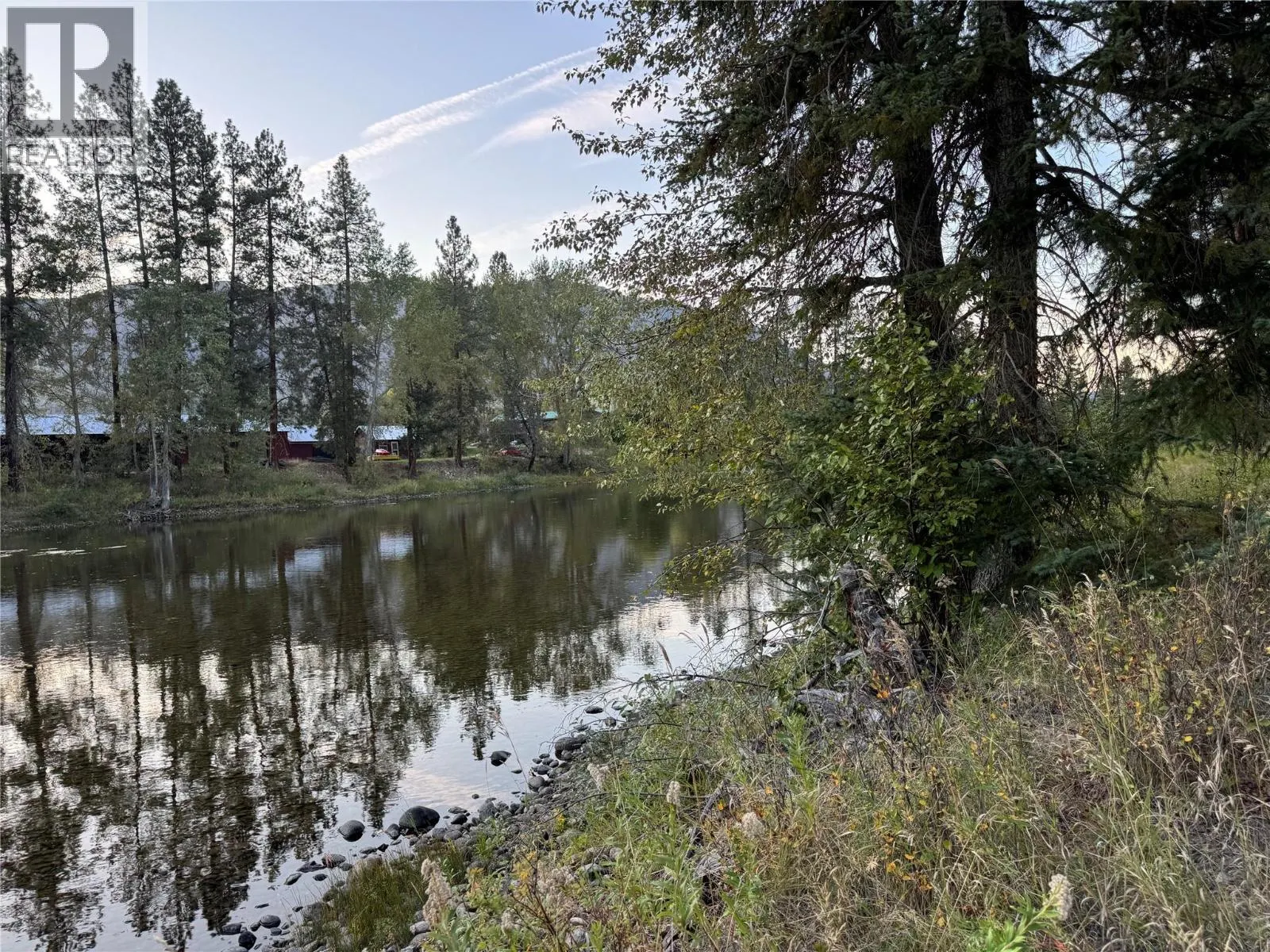 DL 1402S Kettle River E Road