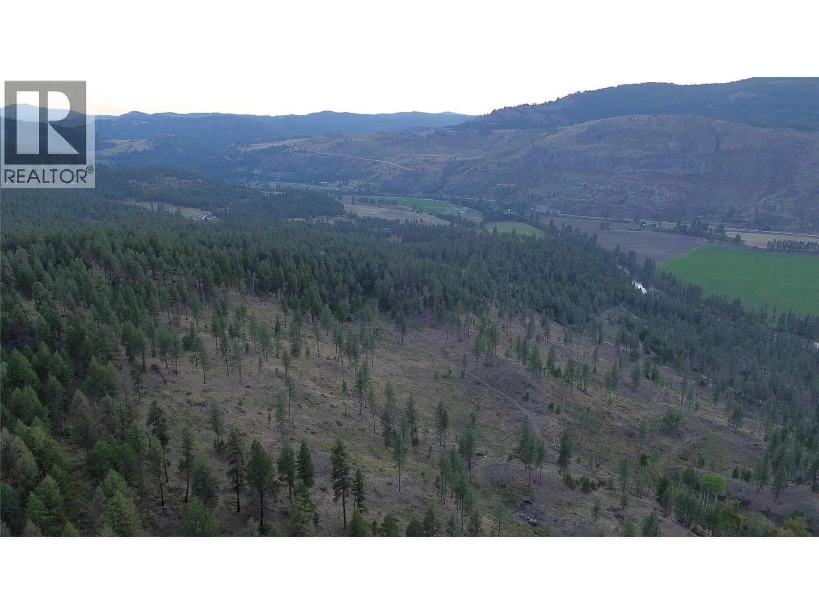DL 1402S Kettle River E Road