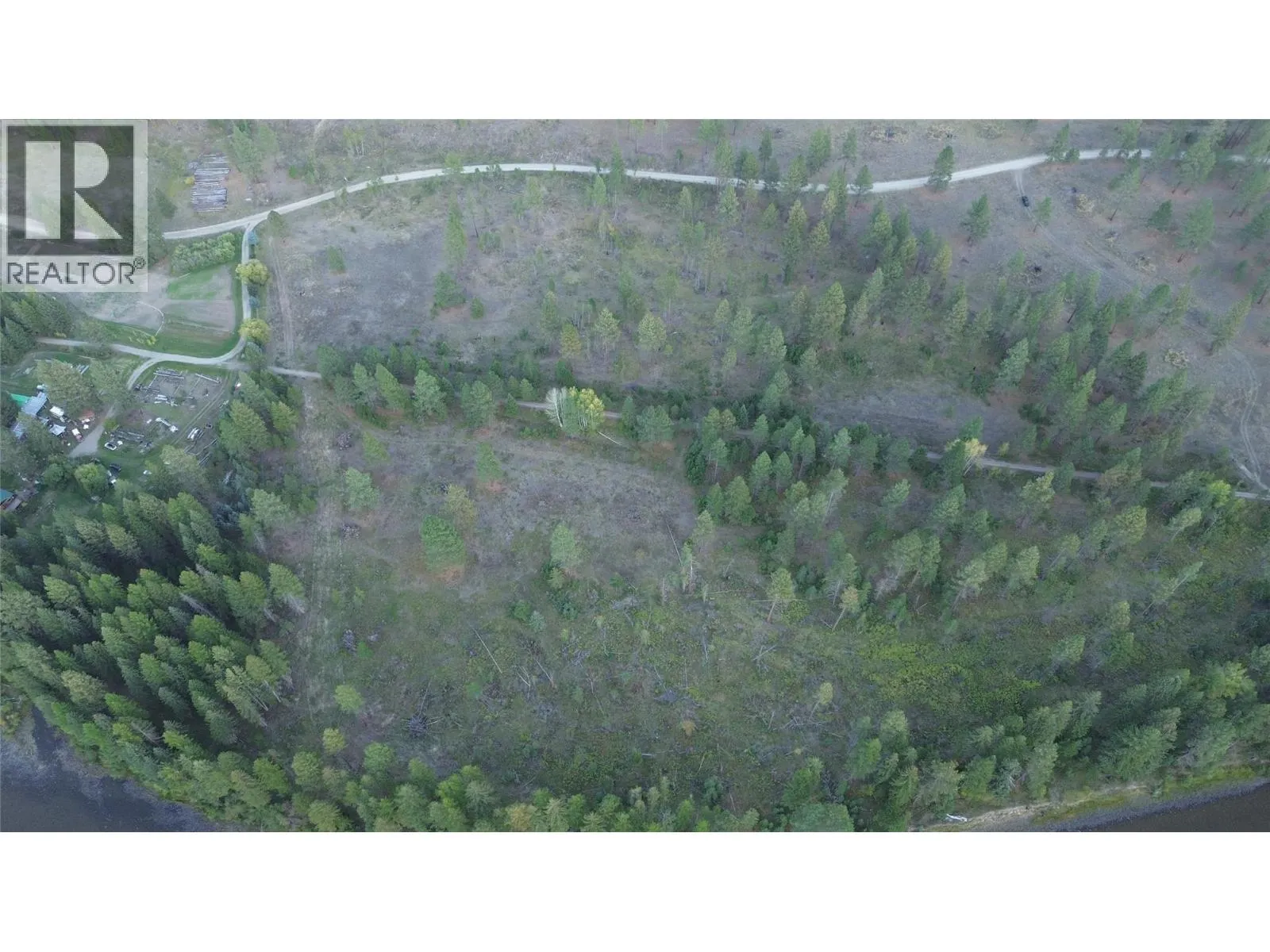 DL 1402S Kettle River E Road