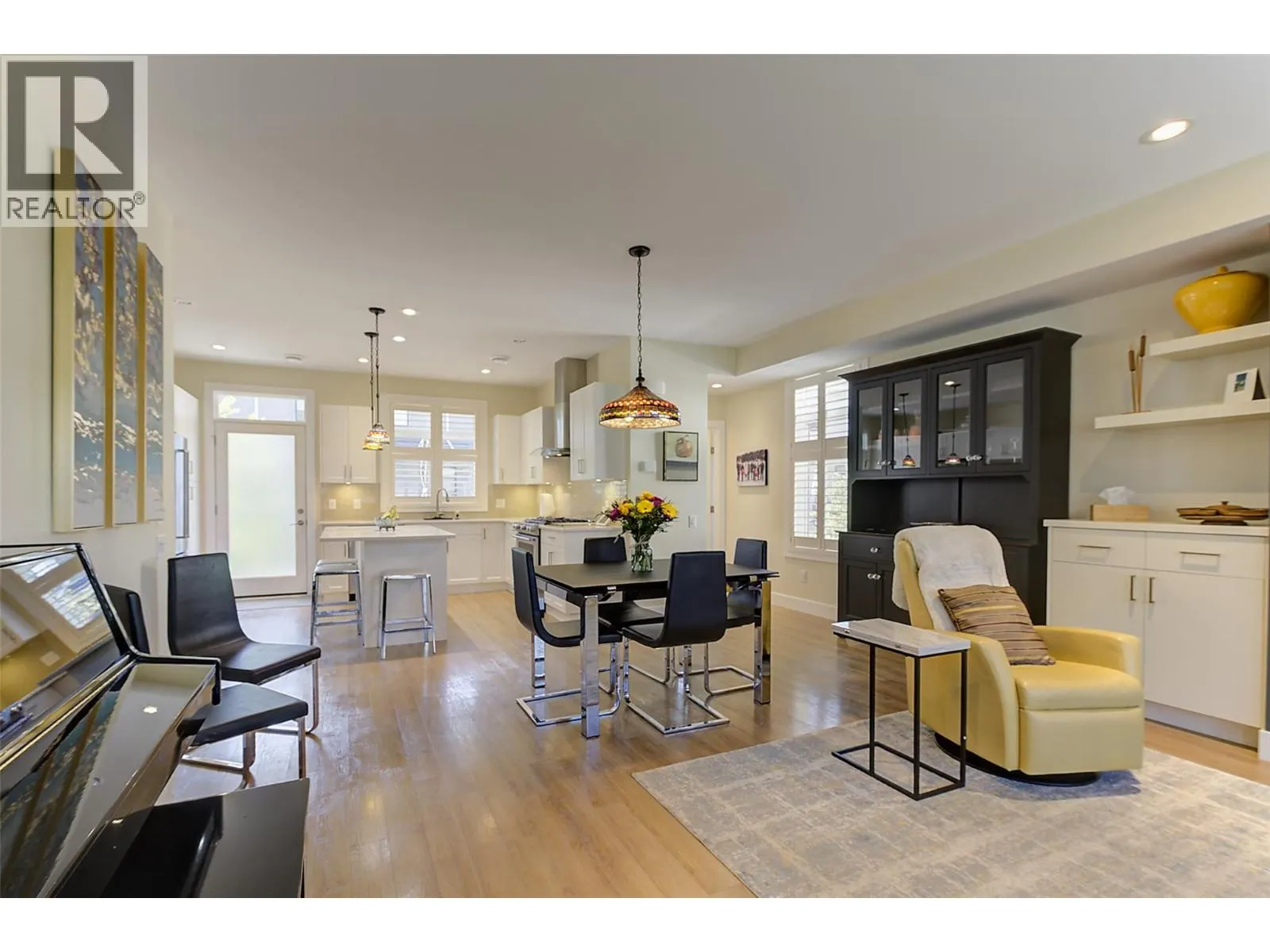 1102 Cameron Avenue Unit# 25