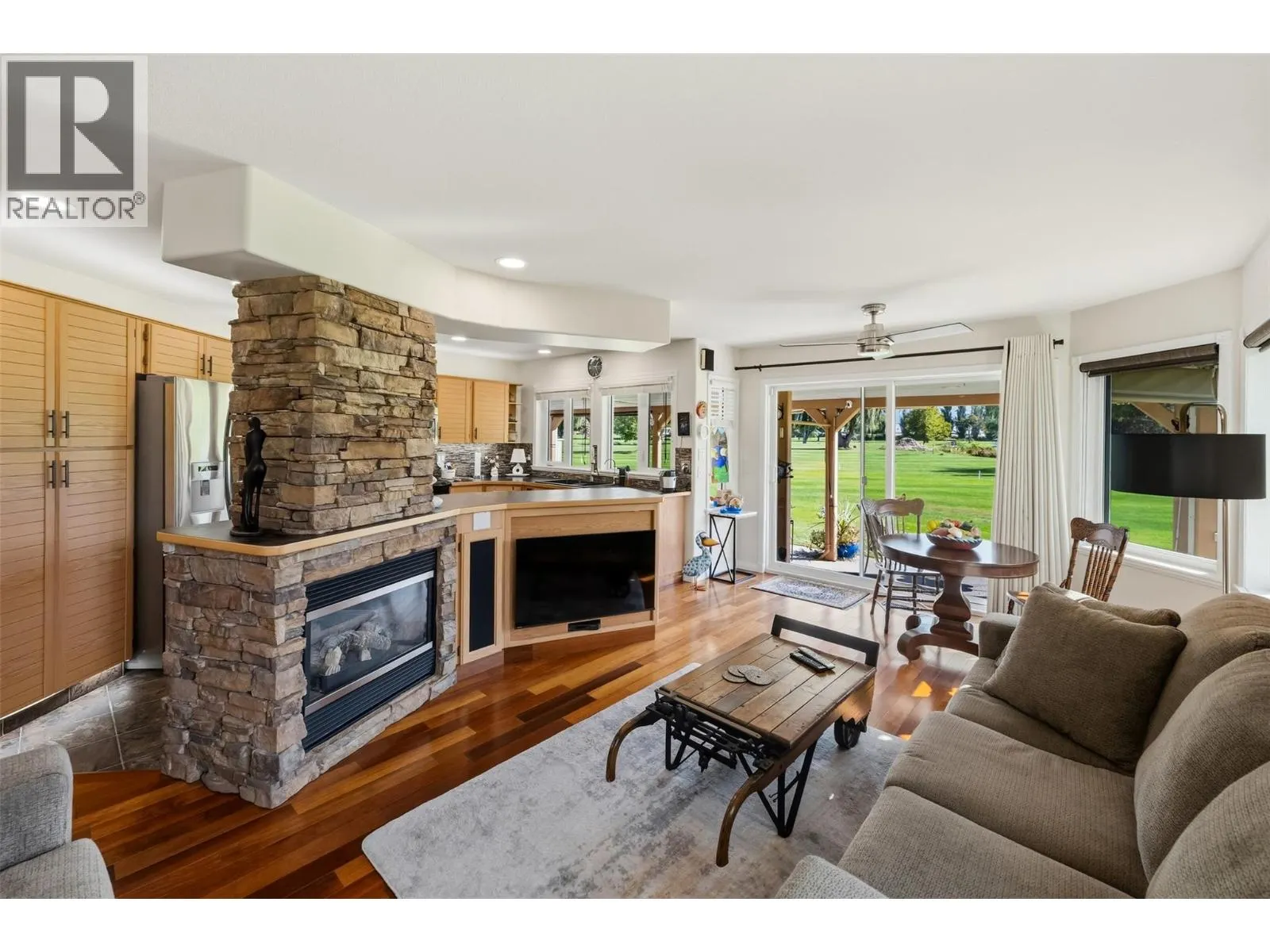 801 Comox Street Unit# 116