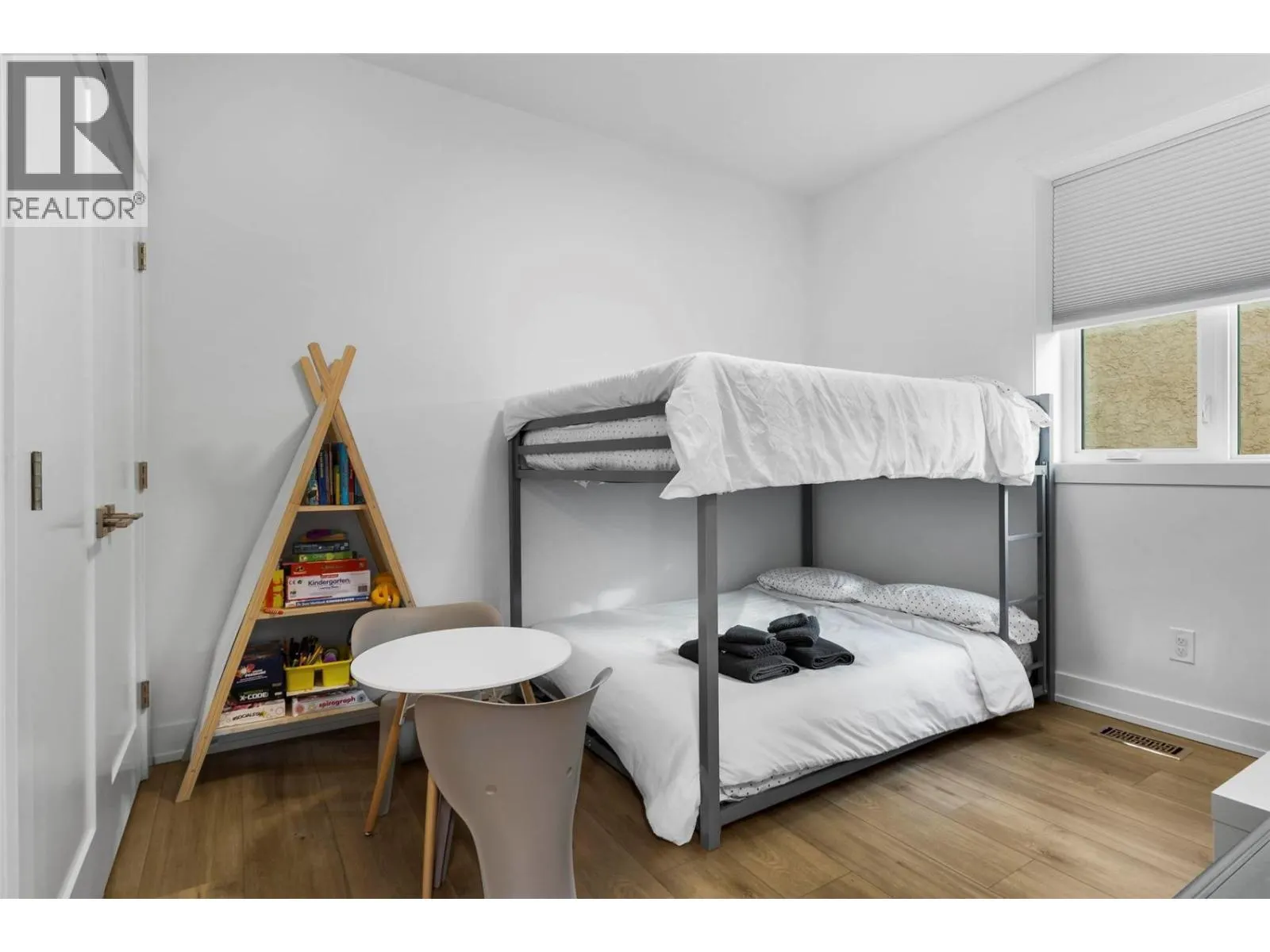 745 Morrison Avenue Unit# 4