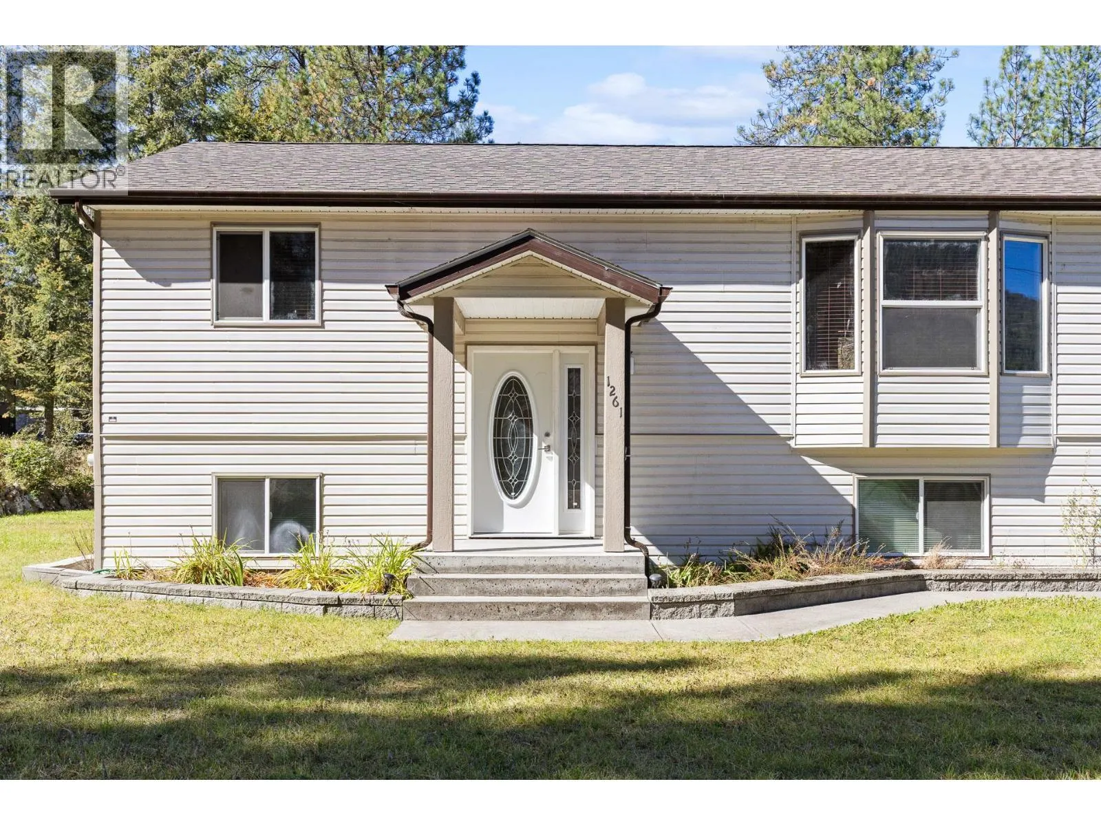 1261 Main Street