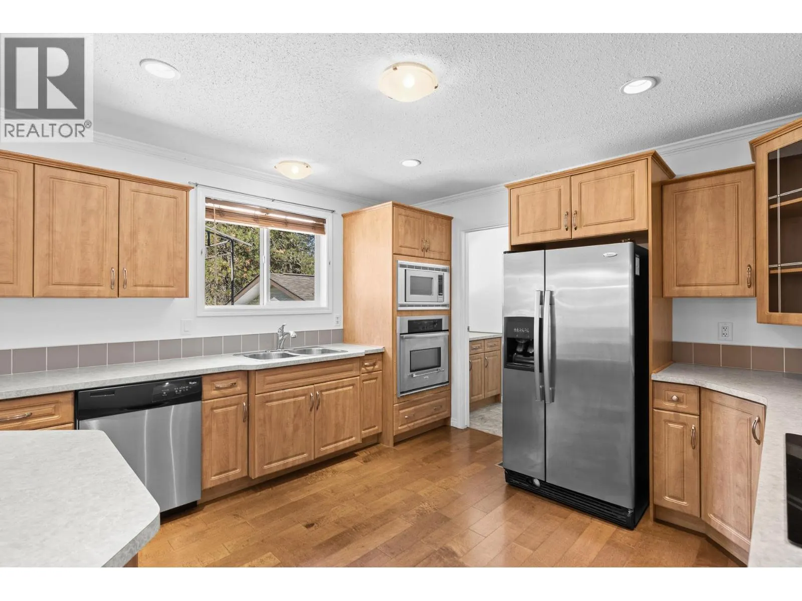 1261 Main Street