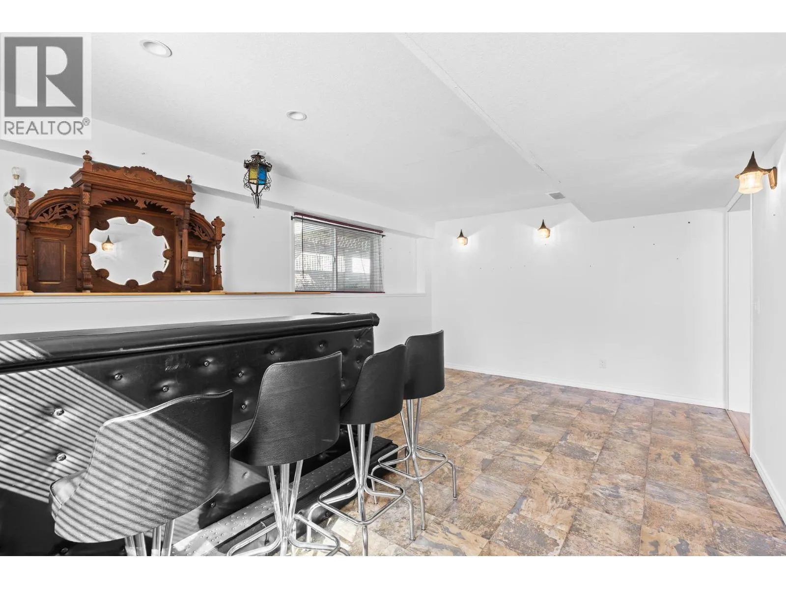 1261 Main Street